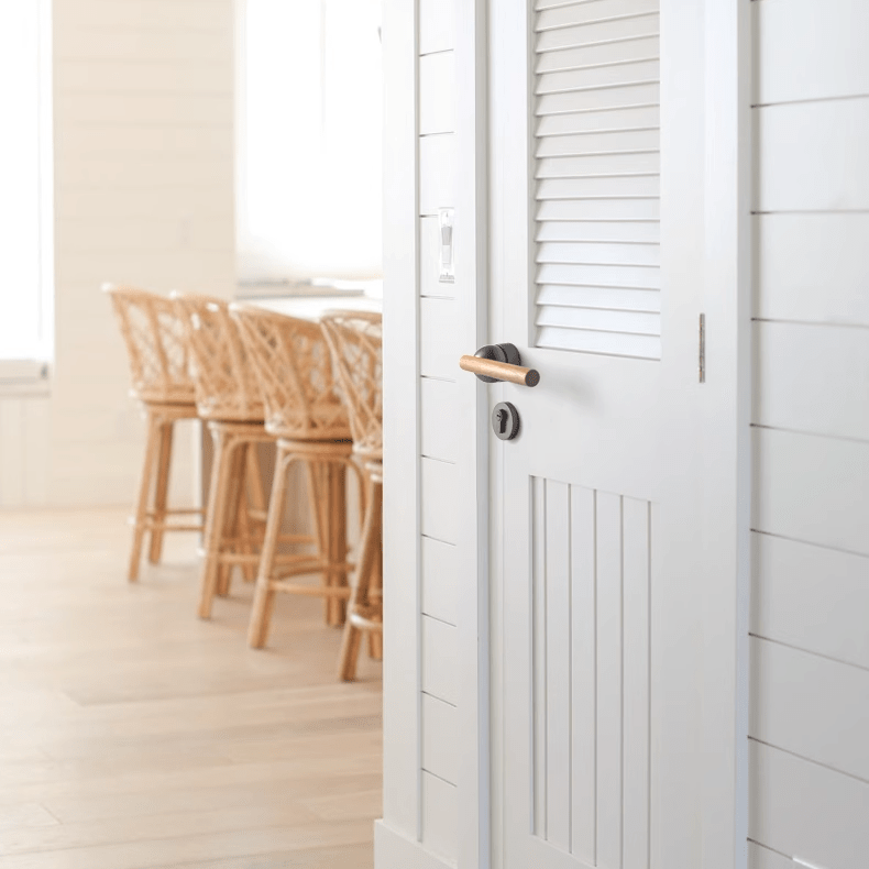 Goo-Ki Cherry Wood Door Lock Bedroom Interior Door Handle Anti-theft Home Security Door Lock