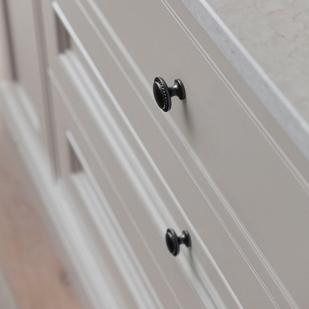 Goo-Ki Classic Round Design Cabinet Knobs with Wheatear Border for Kitchen Drawers