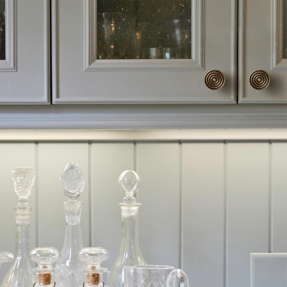 Goo-Ki Concentric Circle Pattern Base Design Vintage Cabinet Handles