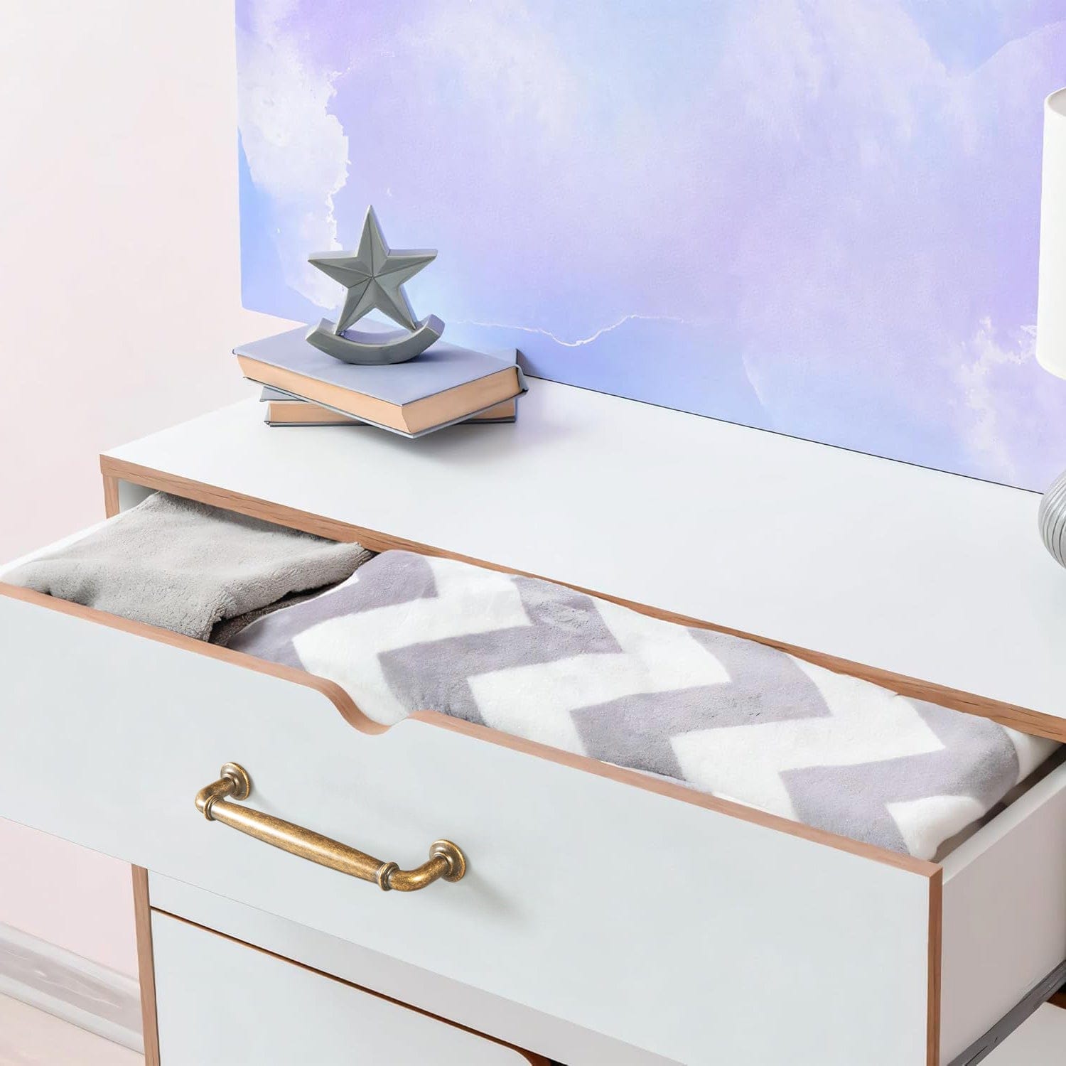 Goo-Ki Decorative Cabinet Pulls with Eye-Catching Geometric & Curved Silhouettes