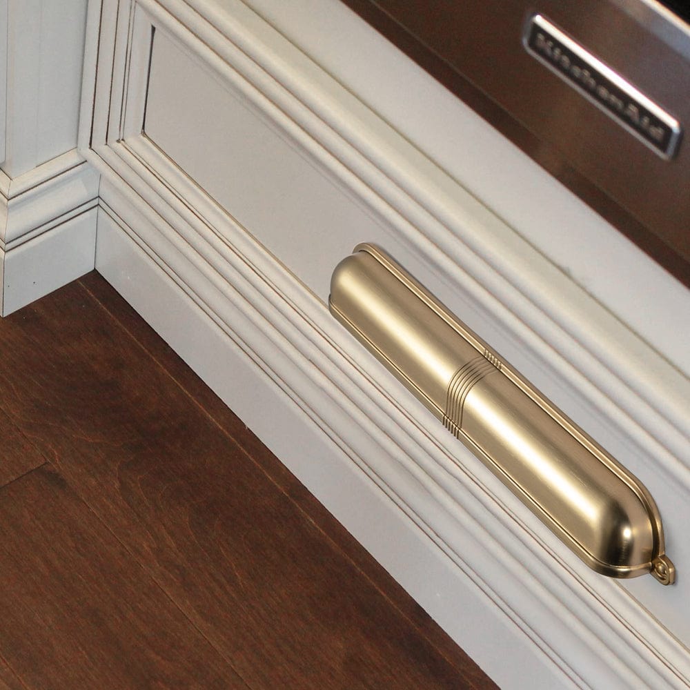 Goo-Ki Elegant Vintage Cup Pulls with Textured Strap Design for Kitchen & Furniture