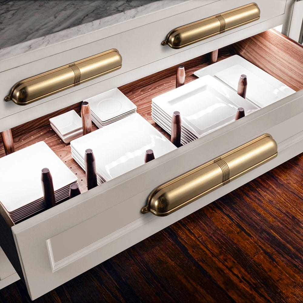 Goo-Ki Elegant Vintage Cup Pulls with Textured Strap Design for Kitchen & Furniture