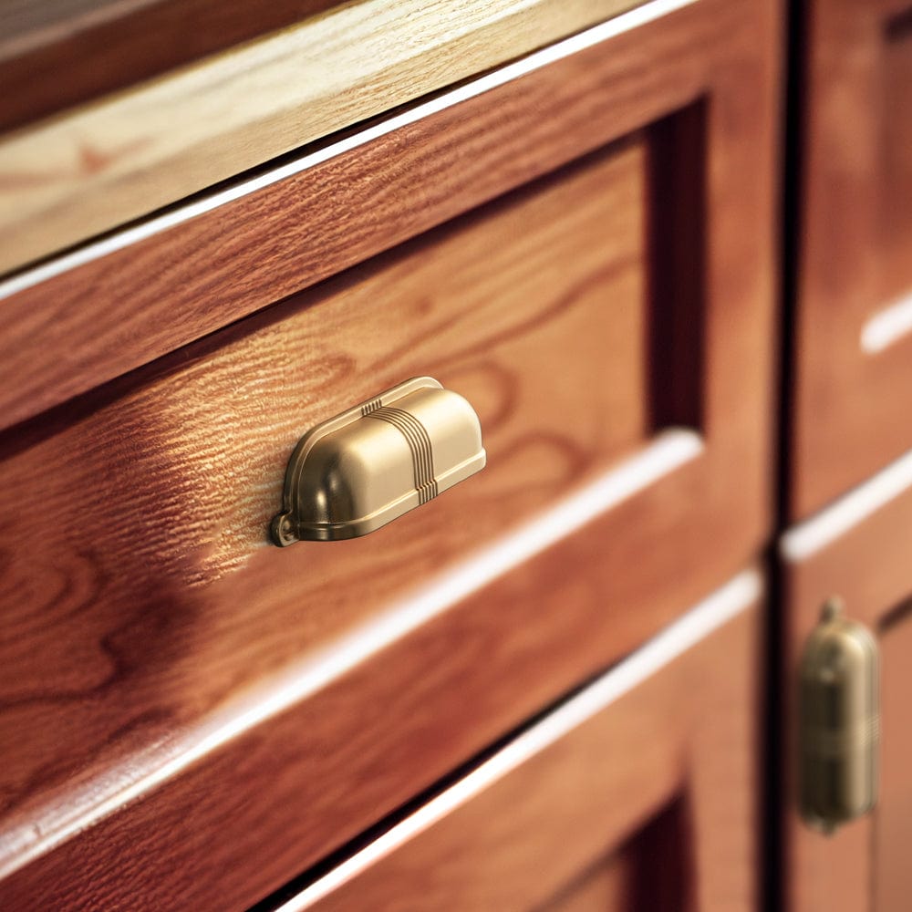 Goo-Ki Elegant Vintage Cup Pulls with Textured Strap Design for Kitchen & Furniture