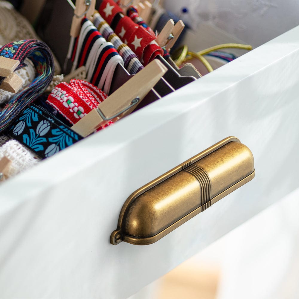 Goo-Ki Elegant Vintage Cup Pulls with Textured Strap Design for Kitchen & Furniture