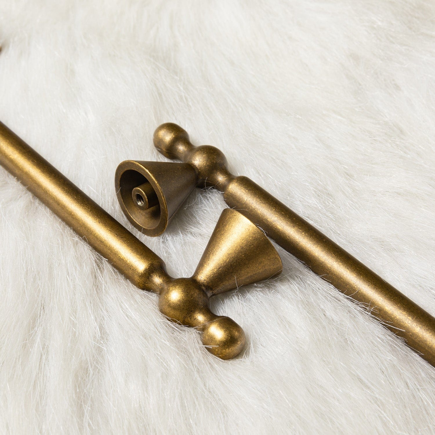 Goo-Ki Elegant Zinc Alloy Cabinet Handles - Sleek Cylindrical with Decorative Spherical Ends