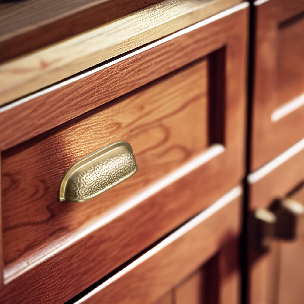 Goo-Ki Hammered Texture Cabinet Cup Pulls with Curved Edges Elegant Vintage Drawer Bin Handle for Kitchen