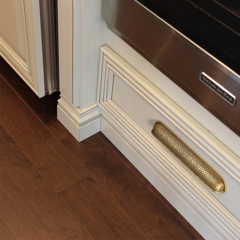 Goo-Ki Hammered Texture Cabinet Cup Pulls with Curved Edges Elegant Vintage Drawer Bin Handle for Kitchen