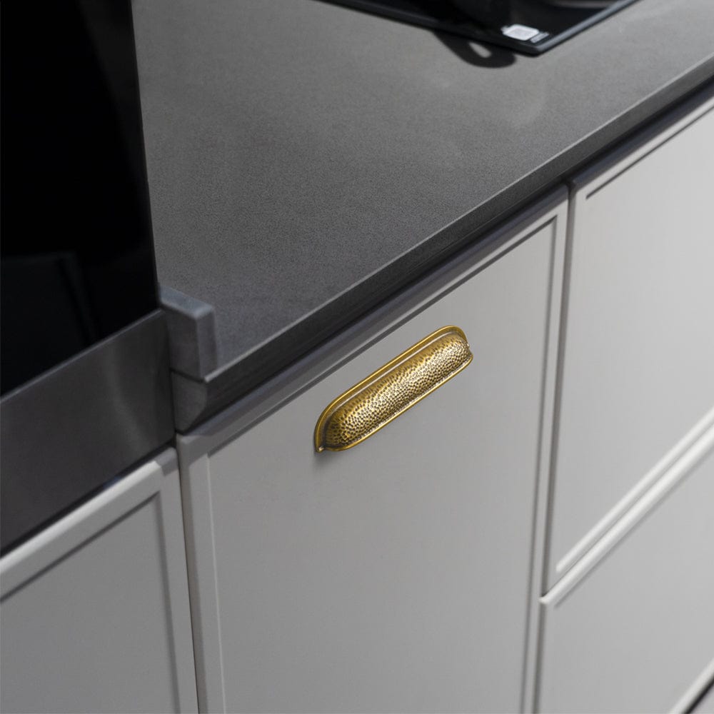 Goo-Ki Hammered Texture Cabinet Cup Pulls with Curved Edges Elegant Vintage Drawer Bin Handle for Kitchen