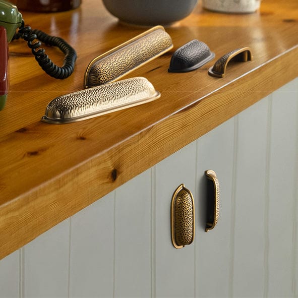 Goo-Ki Hammered Texture Cabinet Cup Pulls with Curved Edges Elegant Vintage Drawer Bin Handle for Kitchen