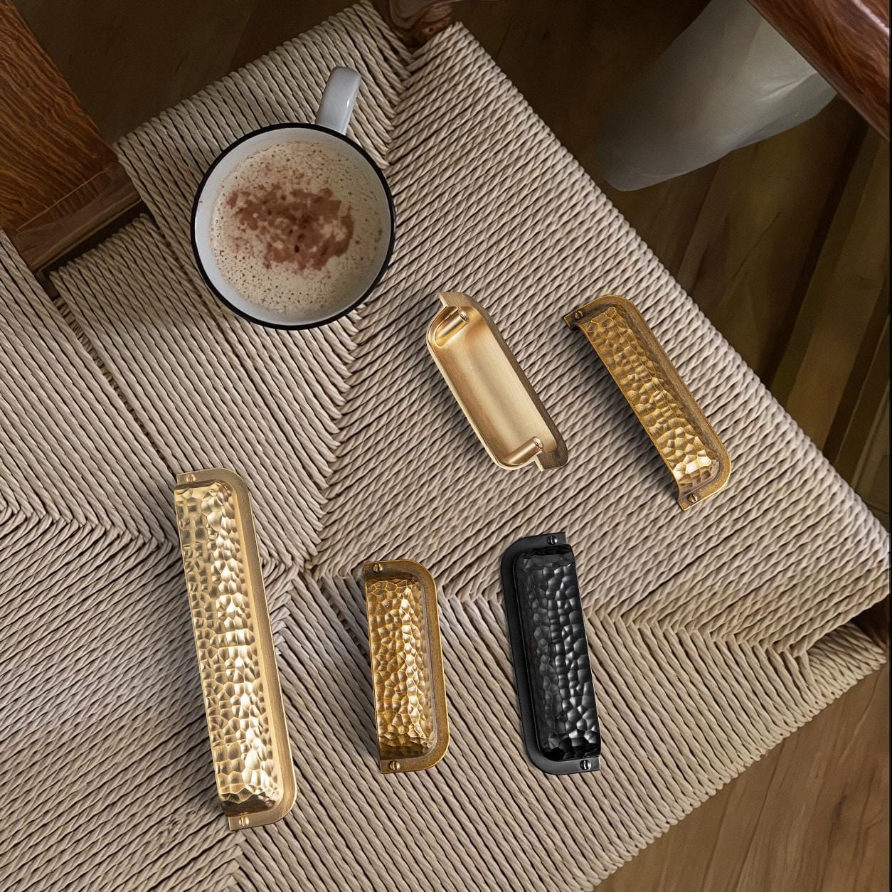 Goo-Ki Hammered Zinc Alloy Cabinet Cup Pulls Retro Style Drawer Handles with Unique Pattern