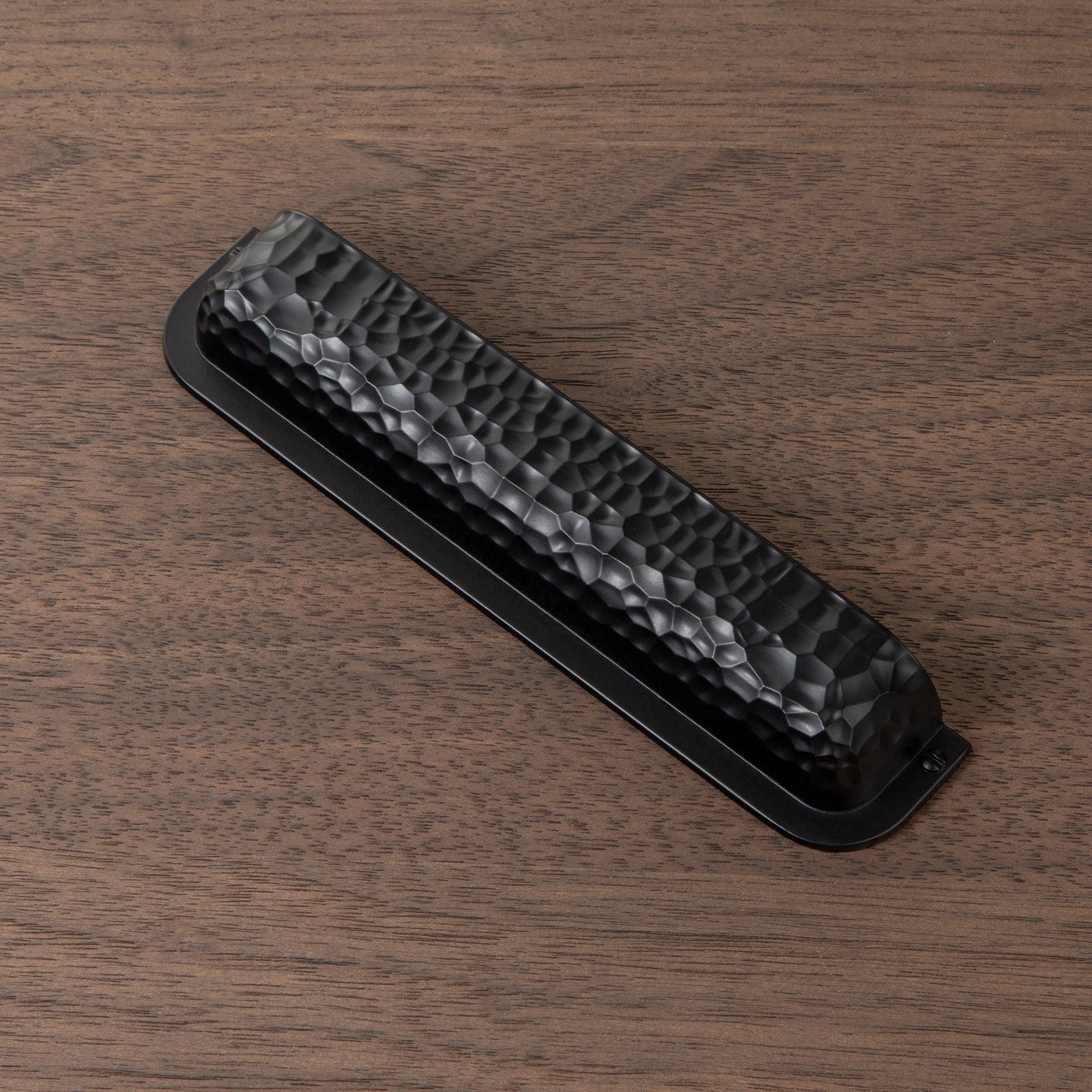 Goo-Ki Hammered Zinc Alloy Cabinet Cup Pulls Retro Style Drawer Handles with Unique Pattern