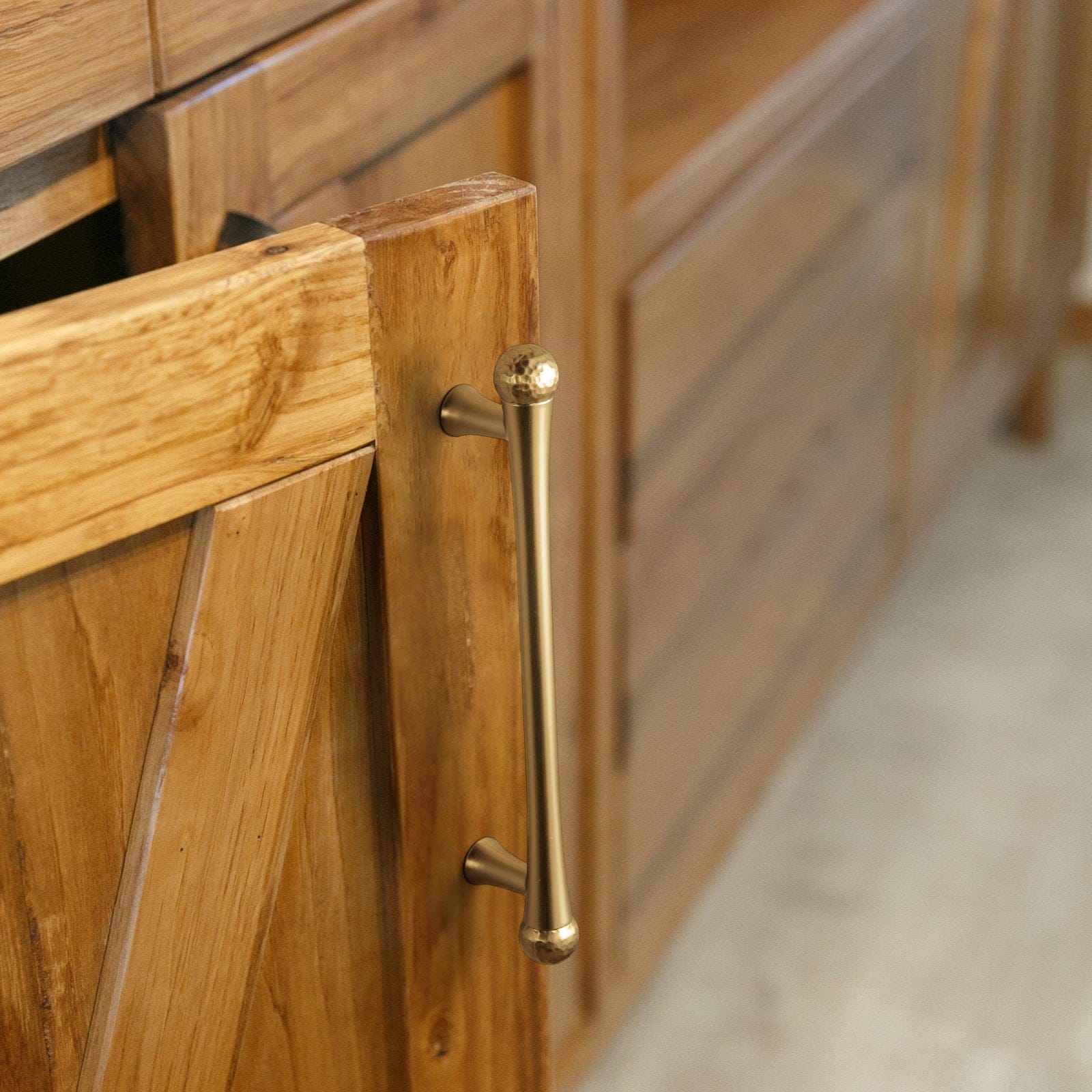 Goo-Ki Hammered Zinc Alloy Cabinet Pulls & Knobs - Textured Hardware for Kitchen Drawers/Cupboards