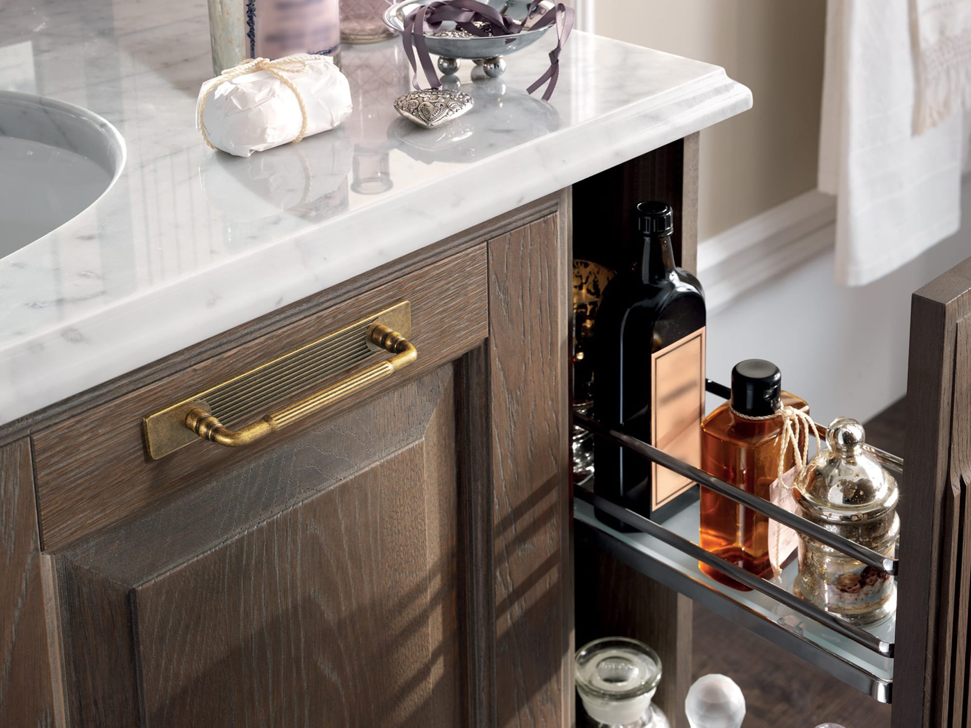 Goo-Ki Industrial Decorative Cabinet Pulls Unique L-shaped Drawer Handles with Textured Grip