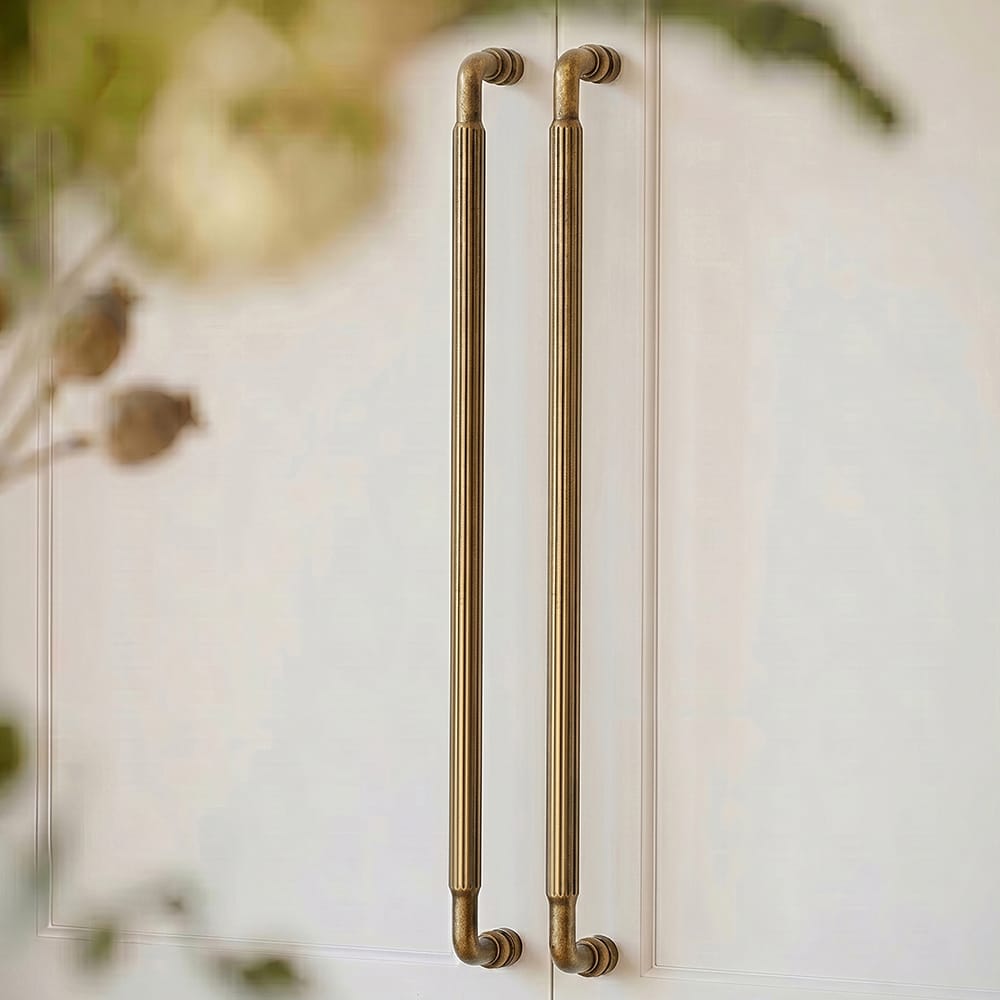 Goo-Ki Industrial Decorative Cabinet Pulls Unique L-shaped Drawer Handles with Textured Grip