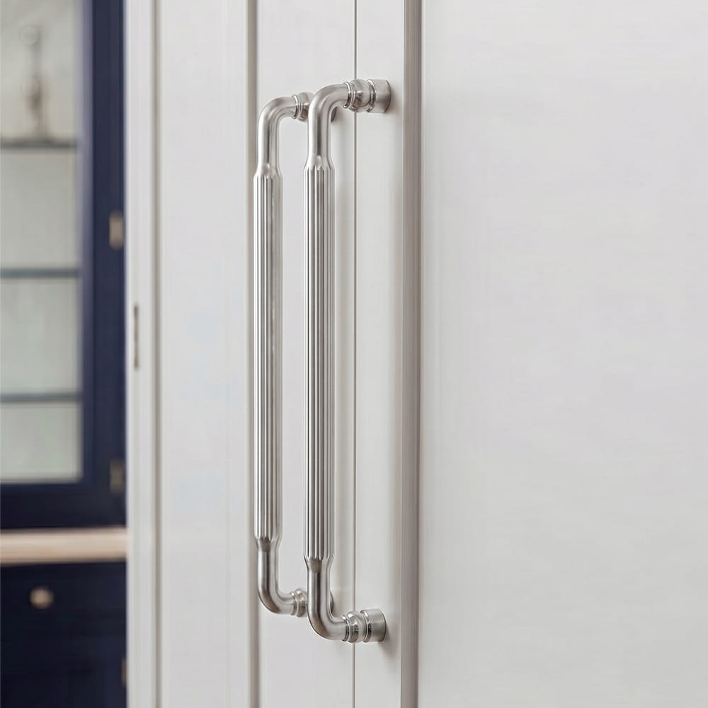 Goo-Ki Industrial Decorative Cabinet Pulls Unique L-shaped Drawer Handles with Textured Grip