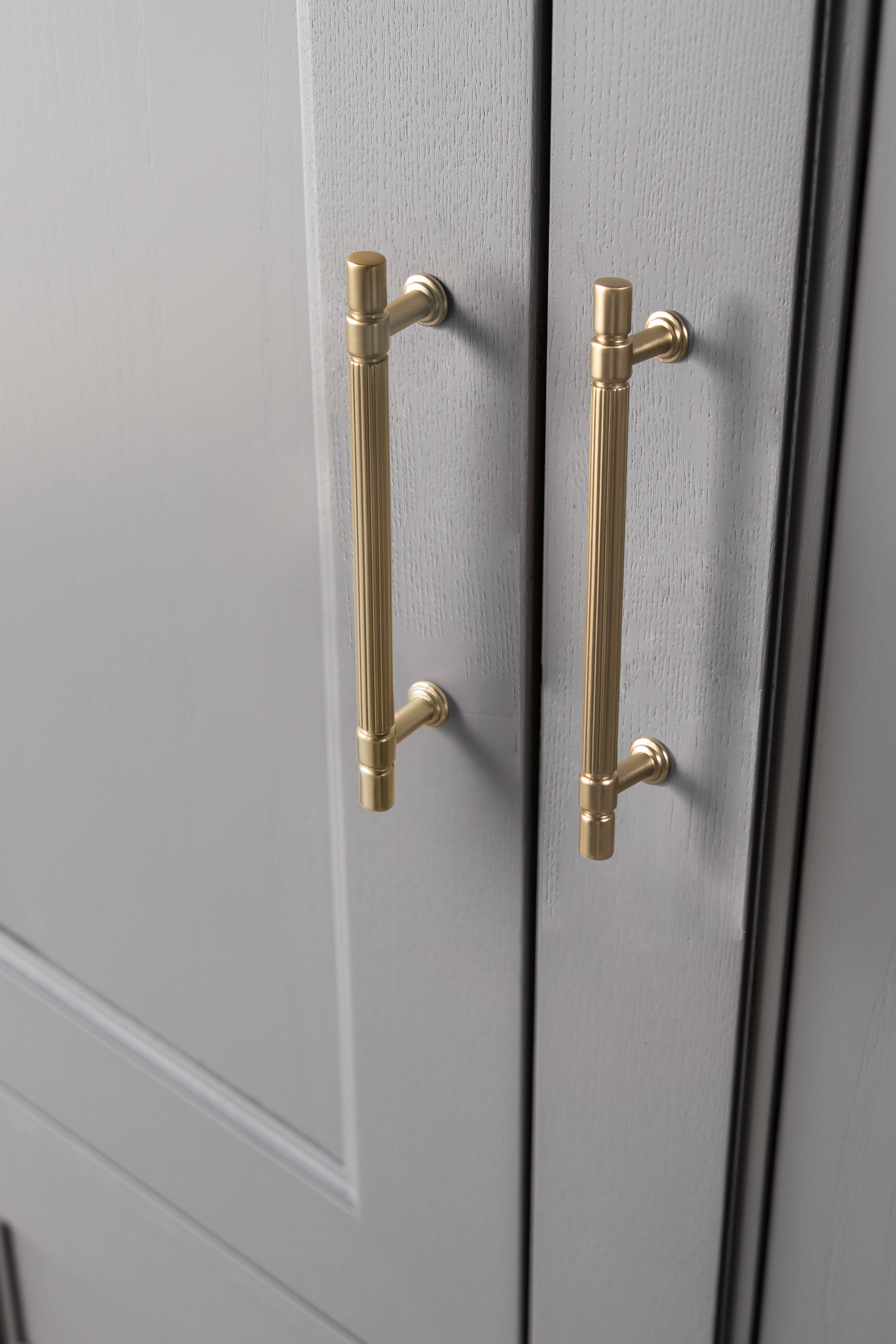 Goo-Ki Industrial Style Retro Zinc Alloy Cabinet Pulls with Striped Texture