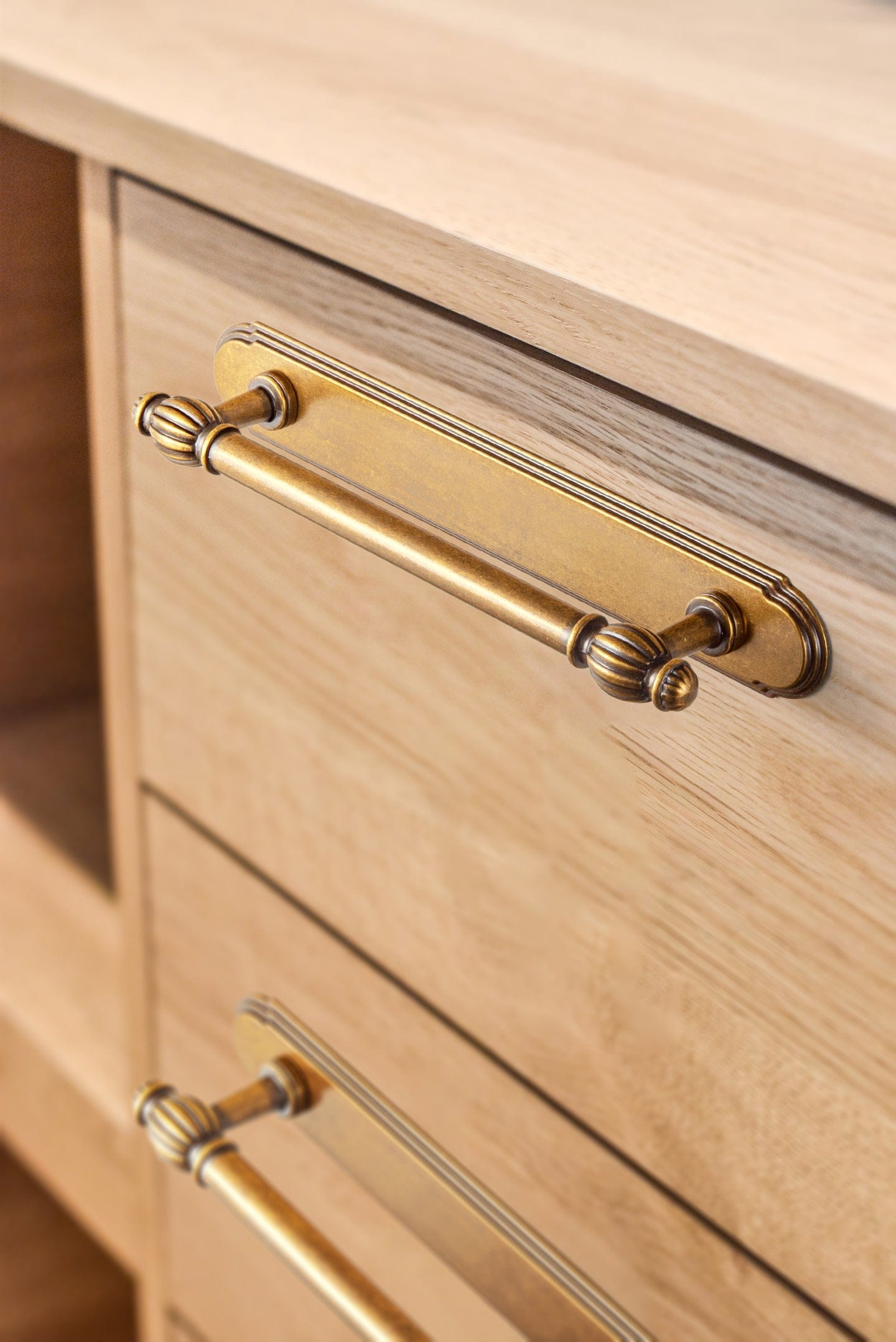 Goo-Ki Luxury Decorative Antique Brass Cabinet Handles Stylish Accents for Modern Cabinet Design