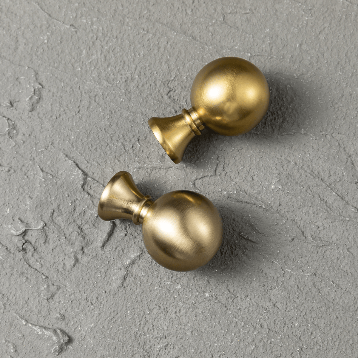 Goo-Ki Luxury Globe Shape Cabinet Knobs Zinc Alloy Durable Hardware, Minimalist Spherical Drawer Pulls for Farmhouse Modern Retro Cabinet Renovation
