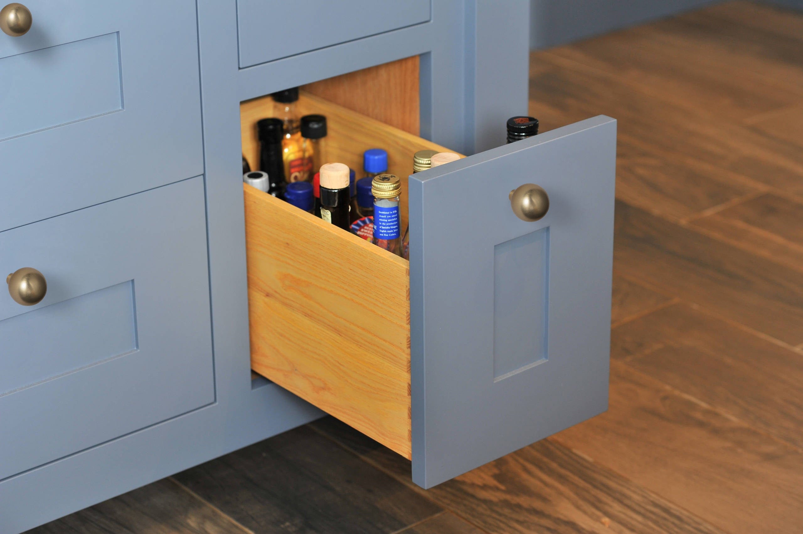 Goo-Ki Modern Cabinet Pull Luxurious Drawer Wardrobe Pulls Kitchen