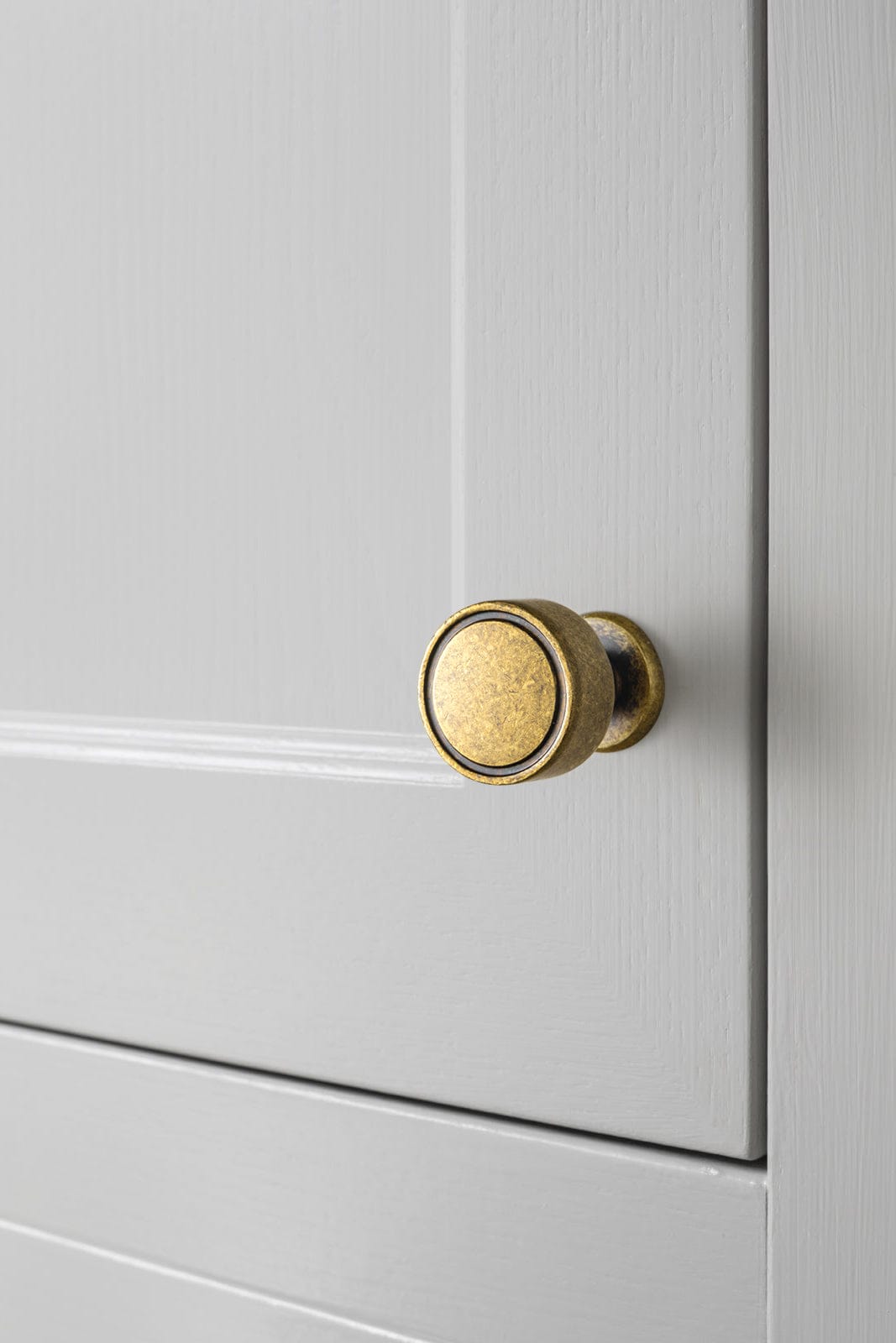 Goo-Ki Modern Minimalist Zinc Alloy Cabinet Pulls - Sleek Metal Handles for Kitchen & Bathroom Cabinets