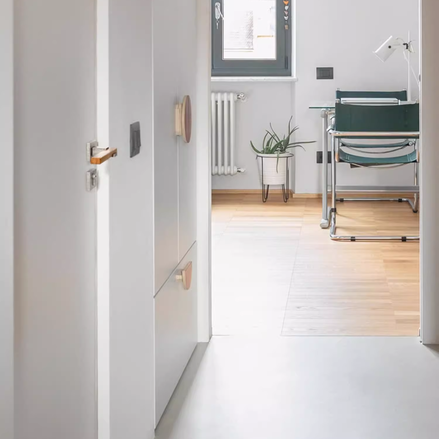 Goo-Ki North America Cherry Wood Door Handle Set for Bedroom Household Antique Silver Door Lock