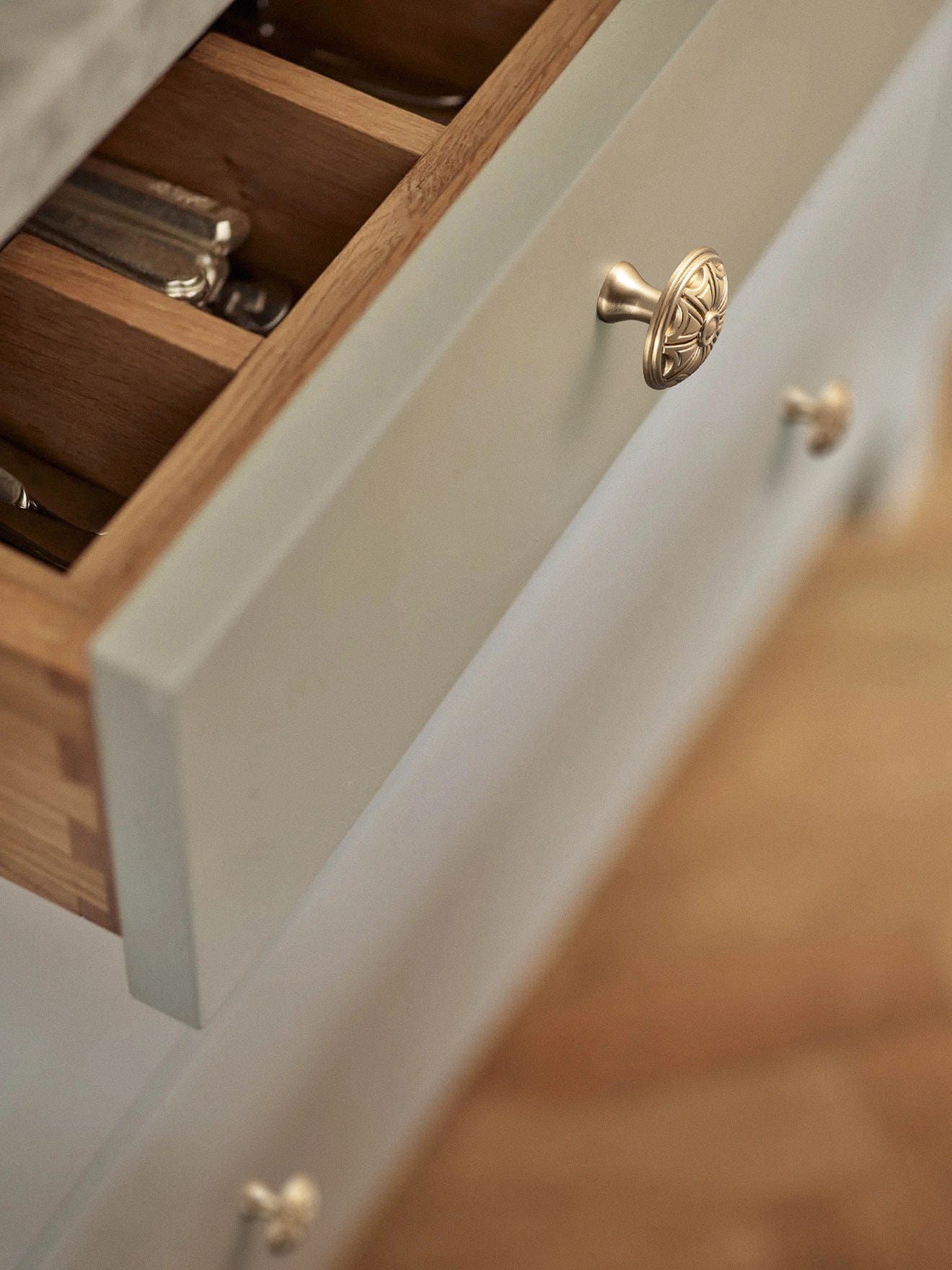 Goo-Ki Ornate Decorative Drawer Knobs Intricately Design Exquisite Cabinet Knobs