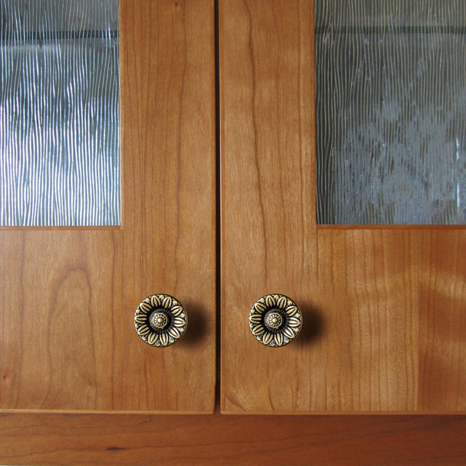 Goo-Ki Ornate Sunflower Embossed Cabinet Knobs Distressed Multi-Tone Zinc Alloy Furniture Hardware