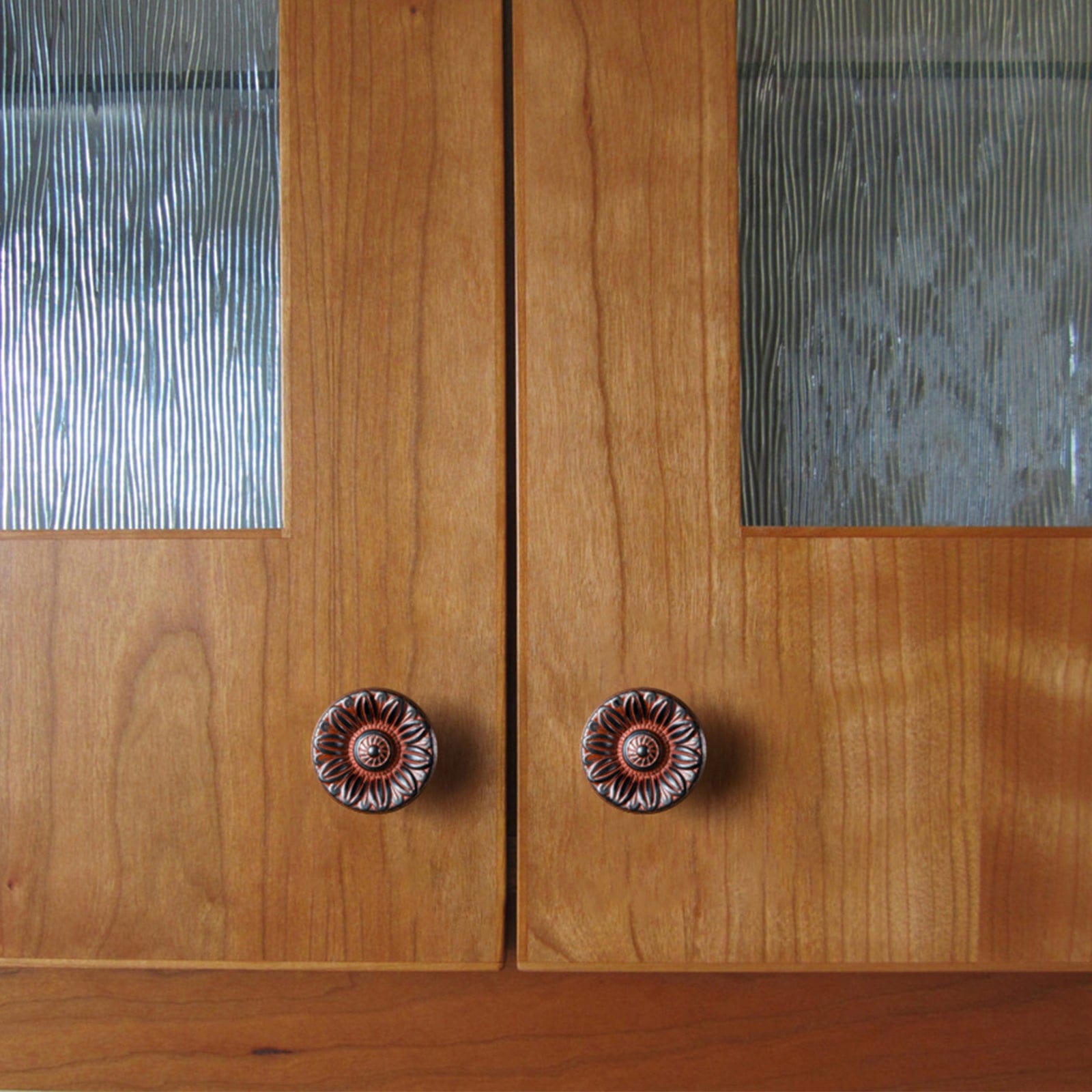 Goo-Ki Ornate Sunflower Embossed Cabinet Knobs Distressed Multi-Tone Zinc Alloy Furniture Hardware