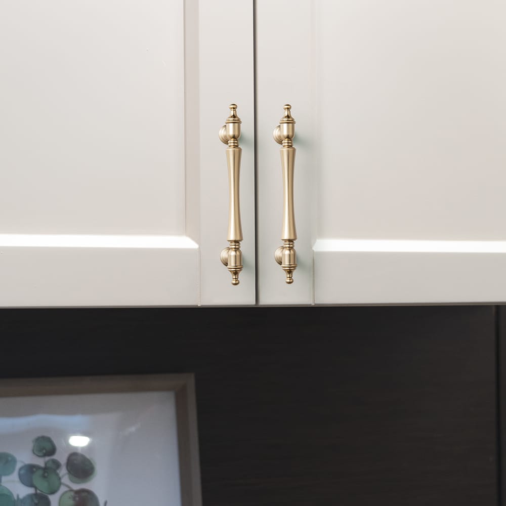 Goo-Ki Ornate Tapered Cabinet Handle with Sculpted Detailing Vintage Hardware for Kitchen
