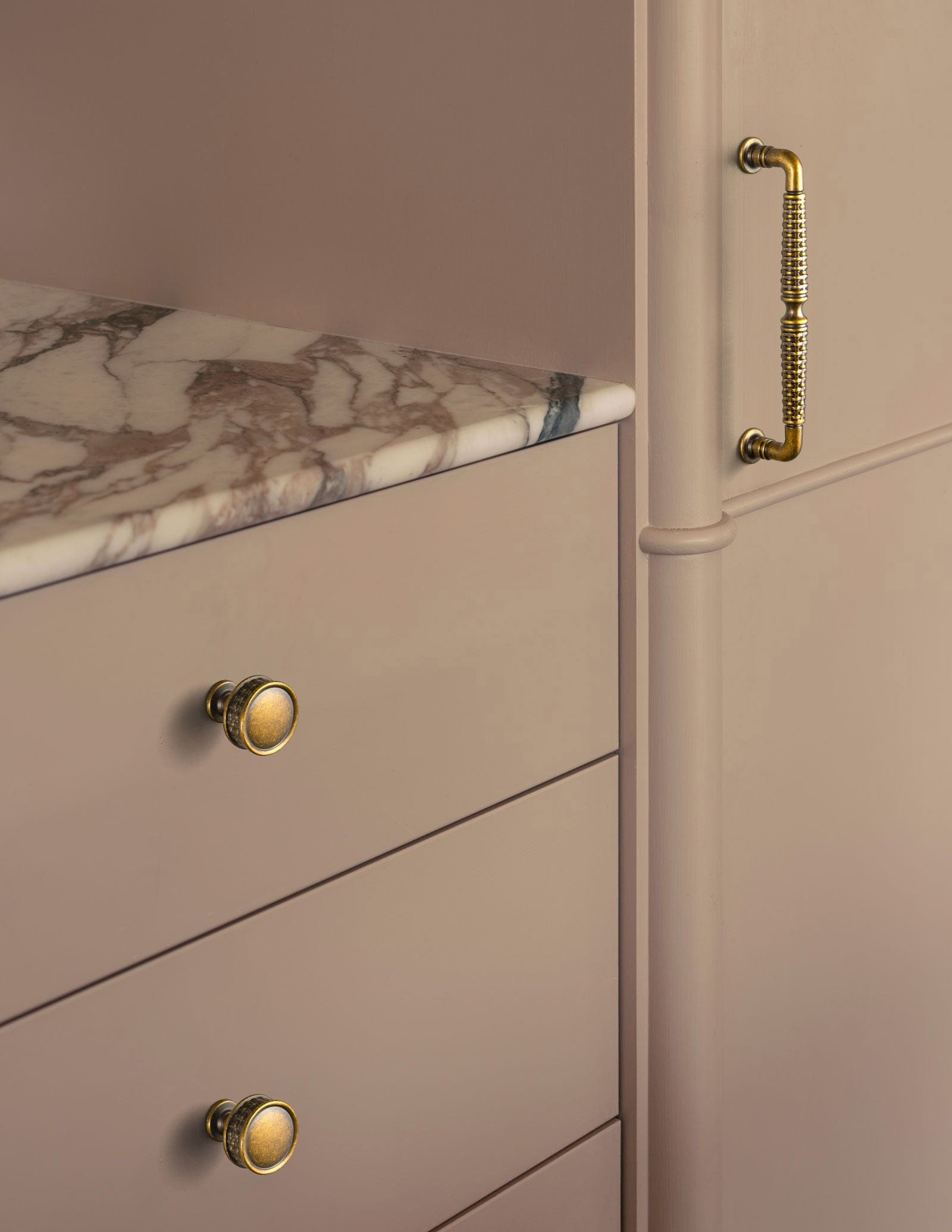 Goo-Ki Ornate Woven Pattern Zinc Alloy Cabinet Knobs & Pulls - Retro Style Hardware for Kitchen Cabinets