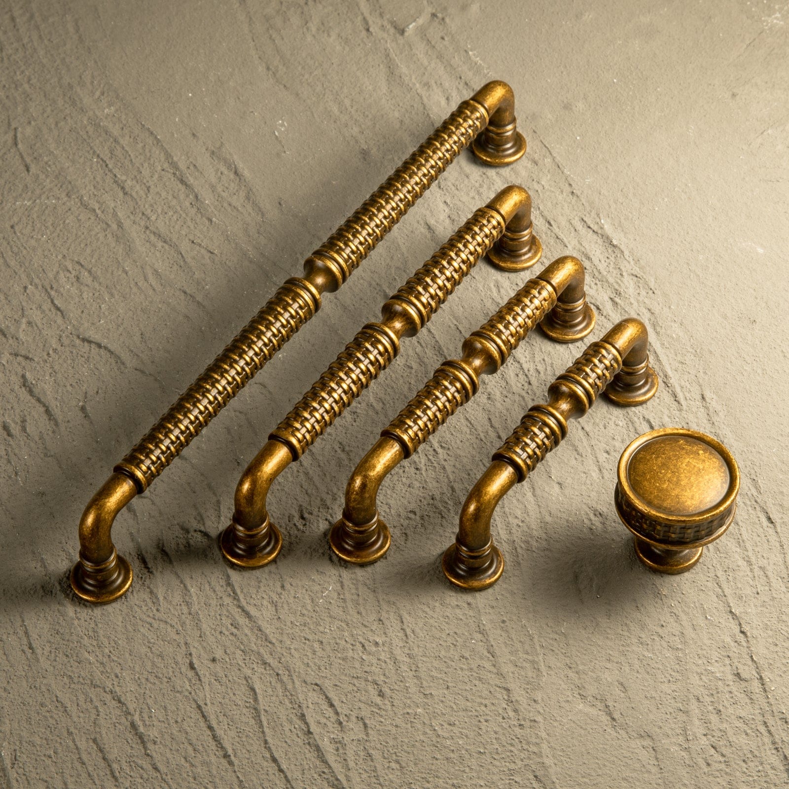 Goo-Ki Ornate Woven Pattern Zinc Alloy Cabinet Knobs & Pulls - Retro Style Hardware for Kitchen Cabinets