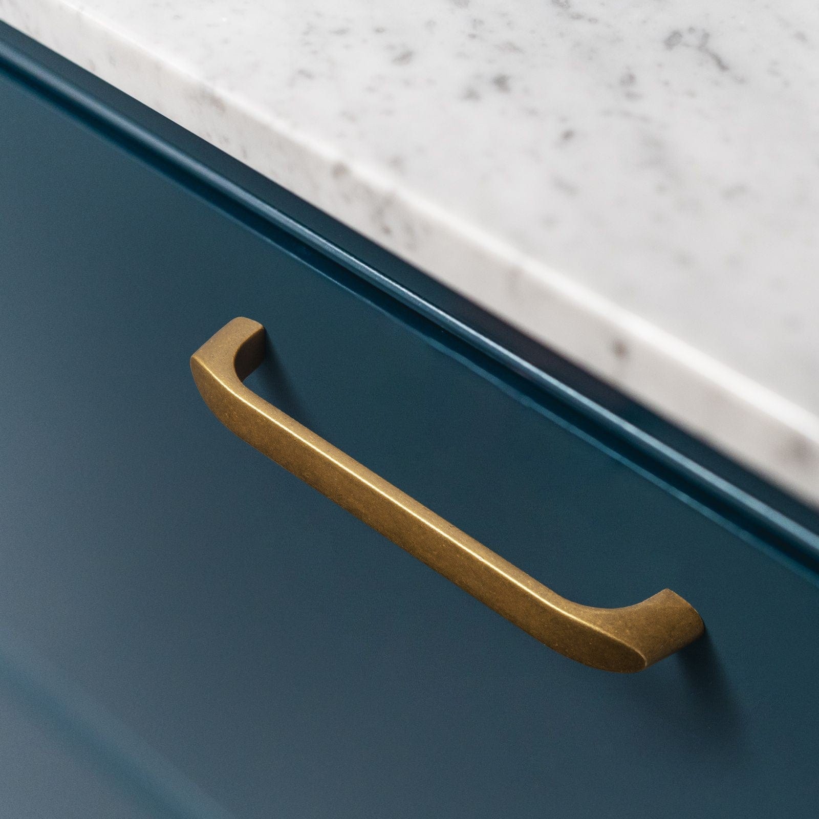Goo-Ki Retro Brass Cabinet Handles Timeless Drawer Pulls for Classic Furniture Revival