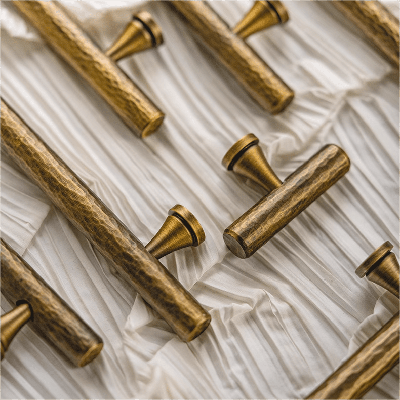 Goo-Ki Retro Bronze Handmade Solid Brass Cabinet Bar Pulls Hammerline Brass Pulls