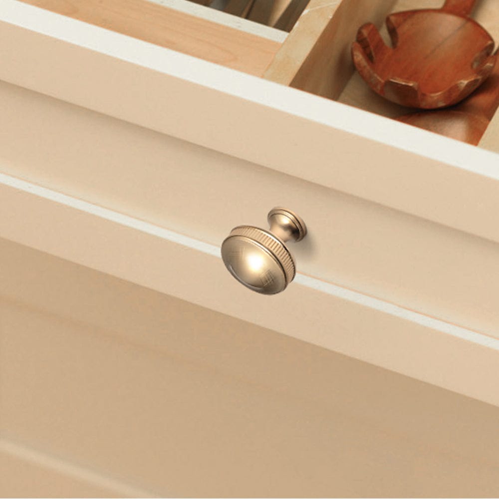Goo-Ki Retro Ribbed - Banded Domed Zinc Alloy Furniture Knobs
