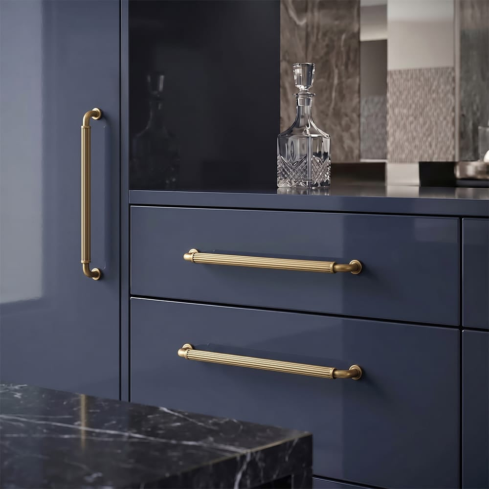 Goo-Ki Ribbed Bar Cabinet Pulls, Aluminum Grip Rail with Zinc Alloy End Pieces Fluted Drawer Handles for Kitchen Cabinet
