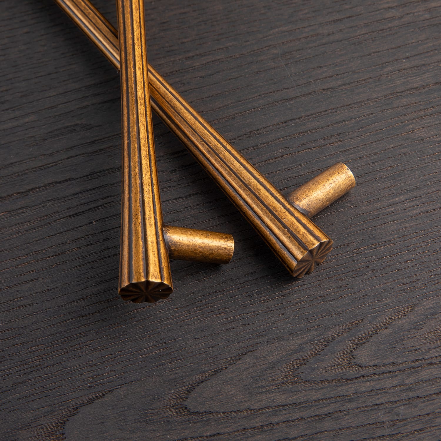 Goo-Ki Ribbed Fluted Cabinet Pull Handles Premium Zinc Alloy T-Bar Furniture Hardware