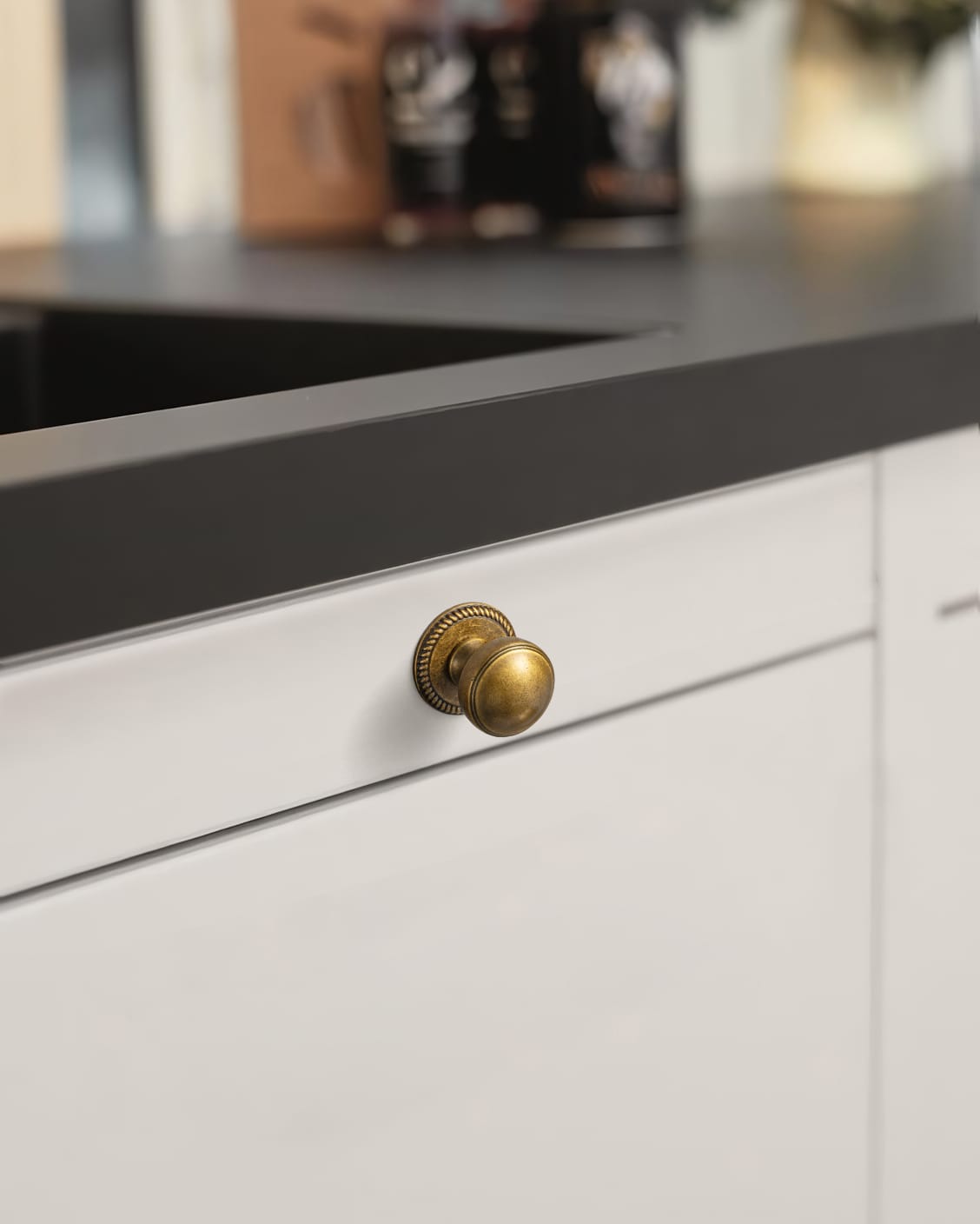 Goo-Ki Ring-Lined Round Dome Cabinet Hardware Zinc Alloy Ball-Shaped Cabinet Knobs