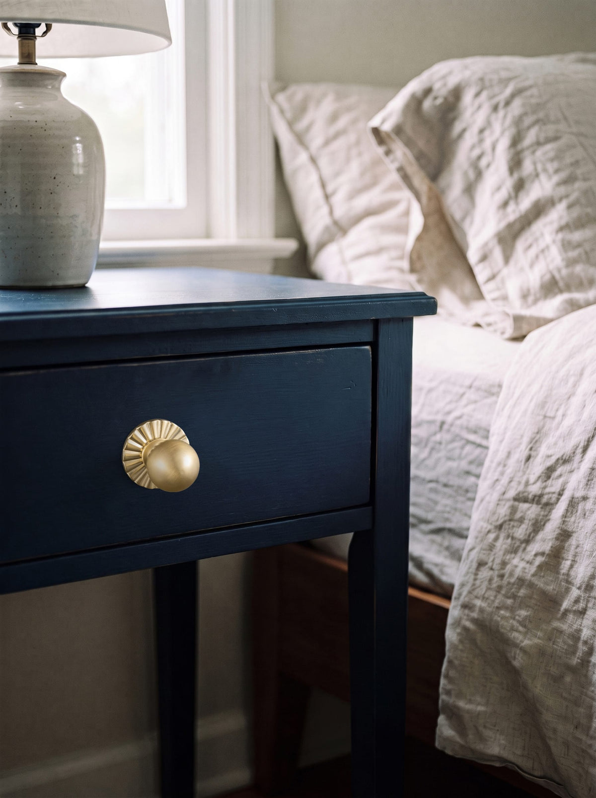 Goo-Ki Round Ball Cabinet Knobs, Solid Zinc Alloy Drawer Knobs with Multiple Optional Backplates for Kitchen Furniture Hardware