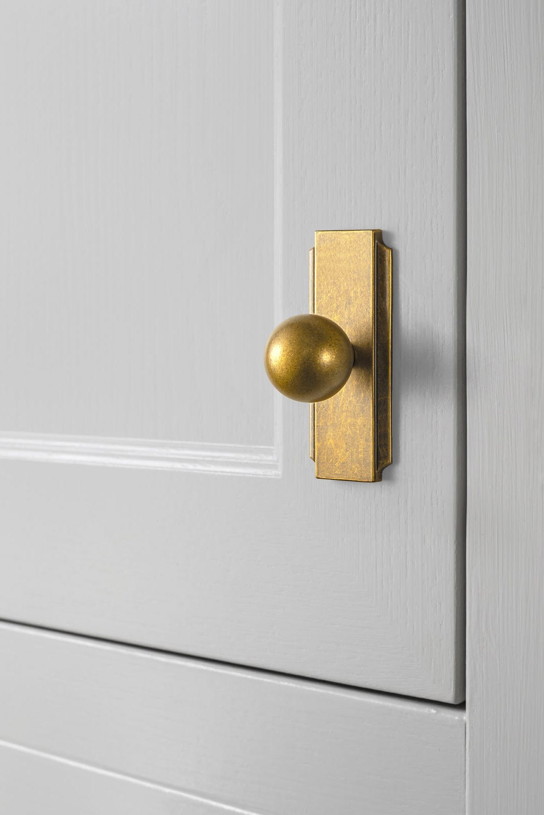 Goo-Ki Round Cabinet Knobs with Back Plate Zinc Alloy Cabinet Handle with Long Back Plate