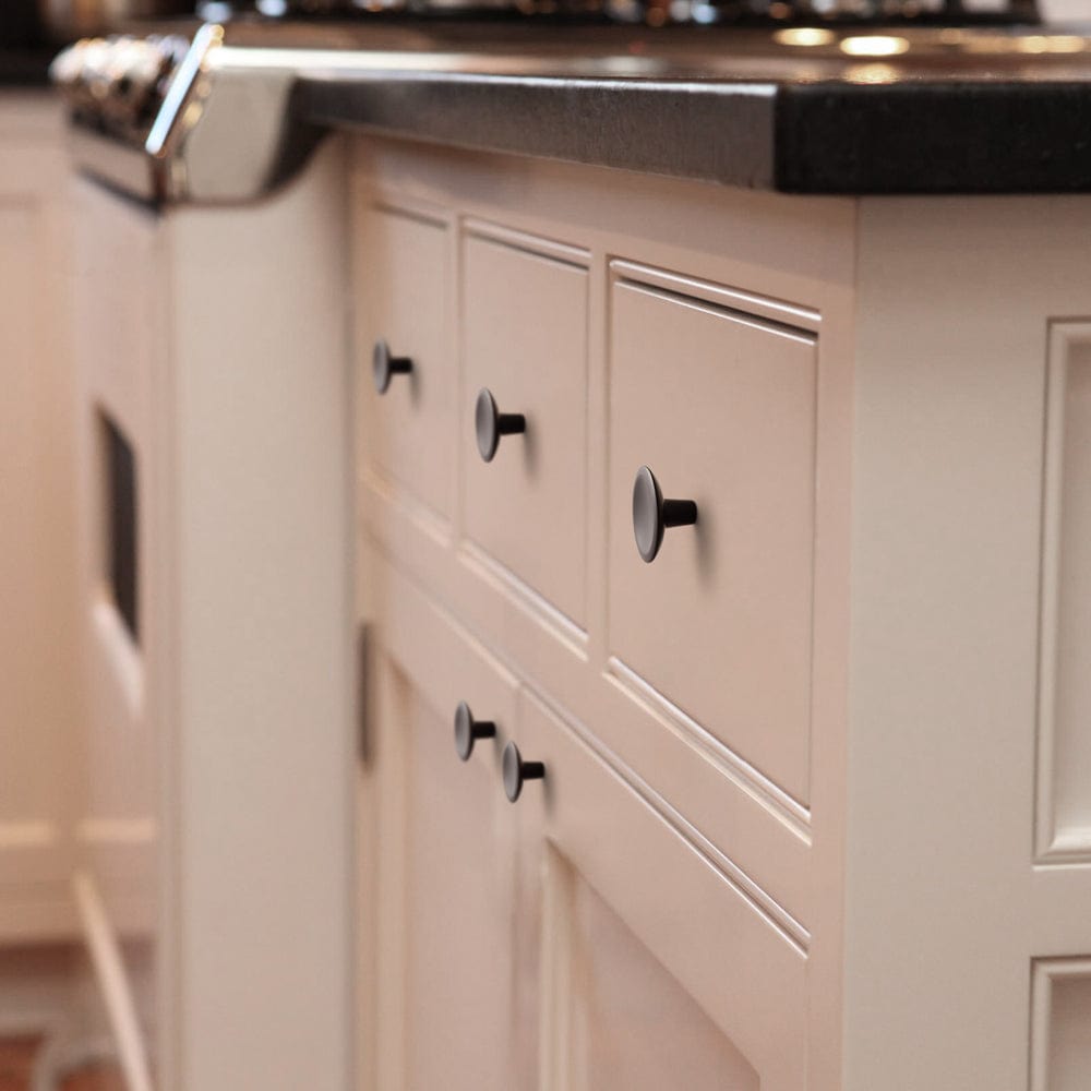 Goo-Ki Round Vintage Cabinet Knobs Concave Design with Tapered Base Kitchen Drawer Hardware