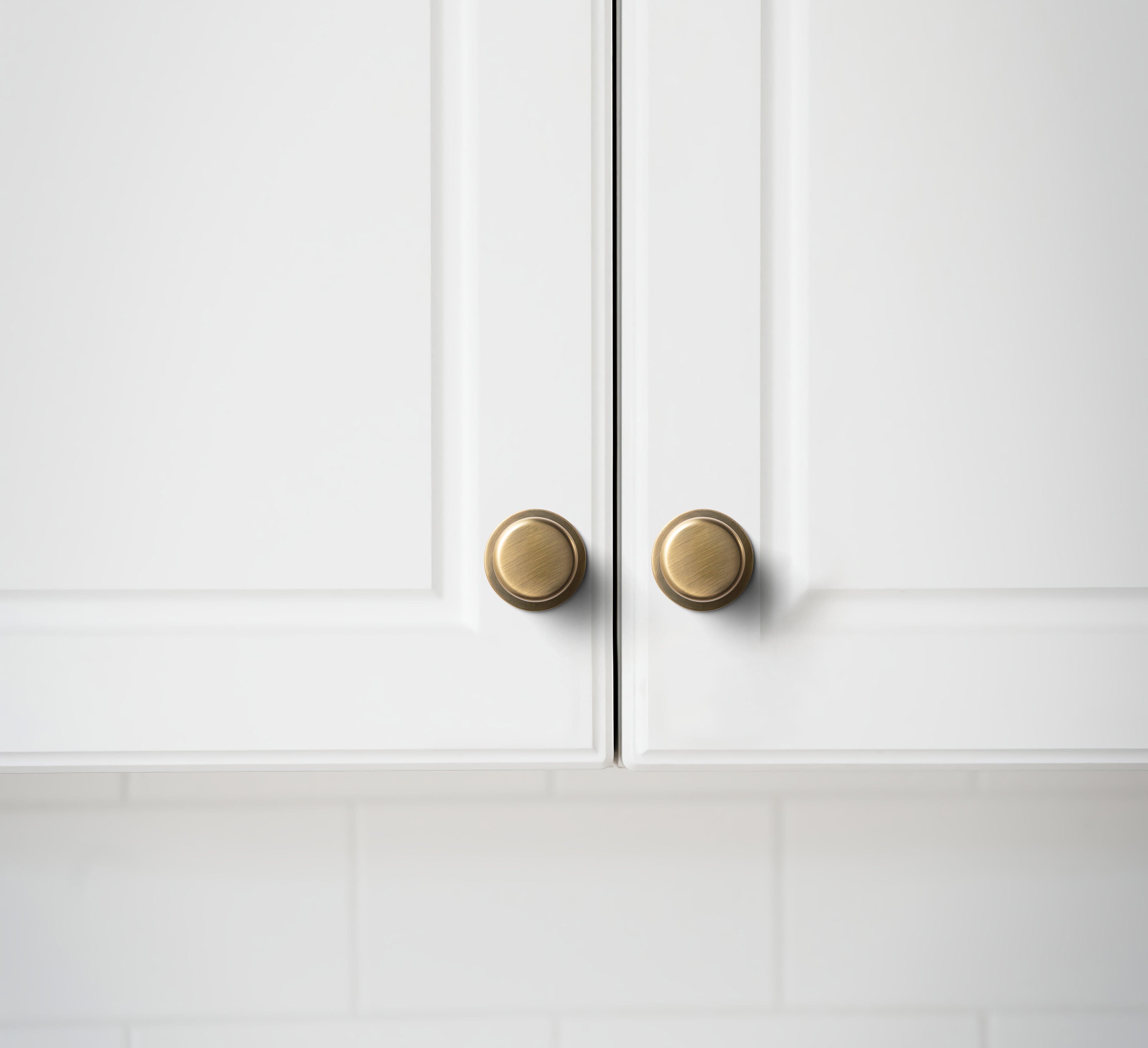 Goo-Ki Rustic Finish Round Cabinet Hardware Knobs Stable Large Base Drawer Knob