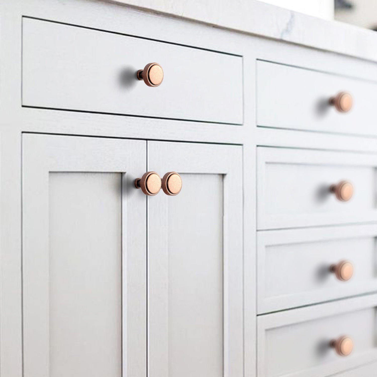 Goo-Ki Simple Cylindrical Zinc Alloy Drawer Knob with Elegant Design