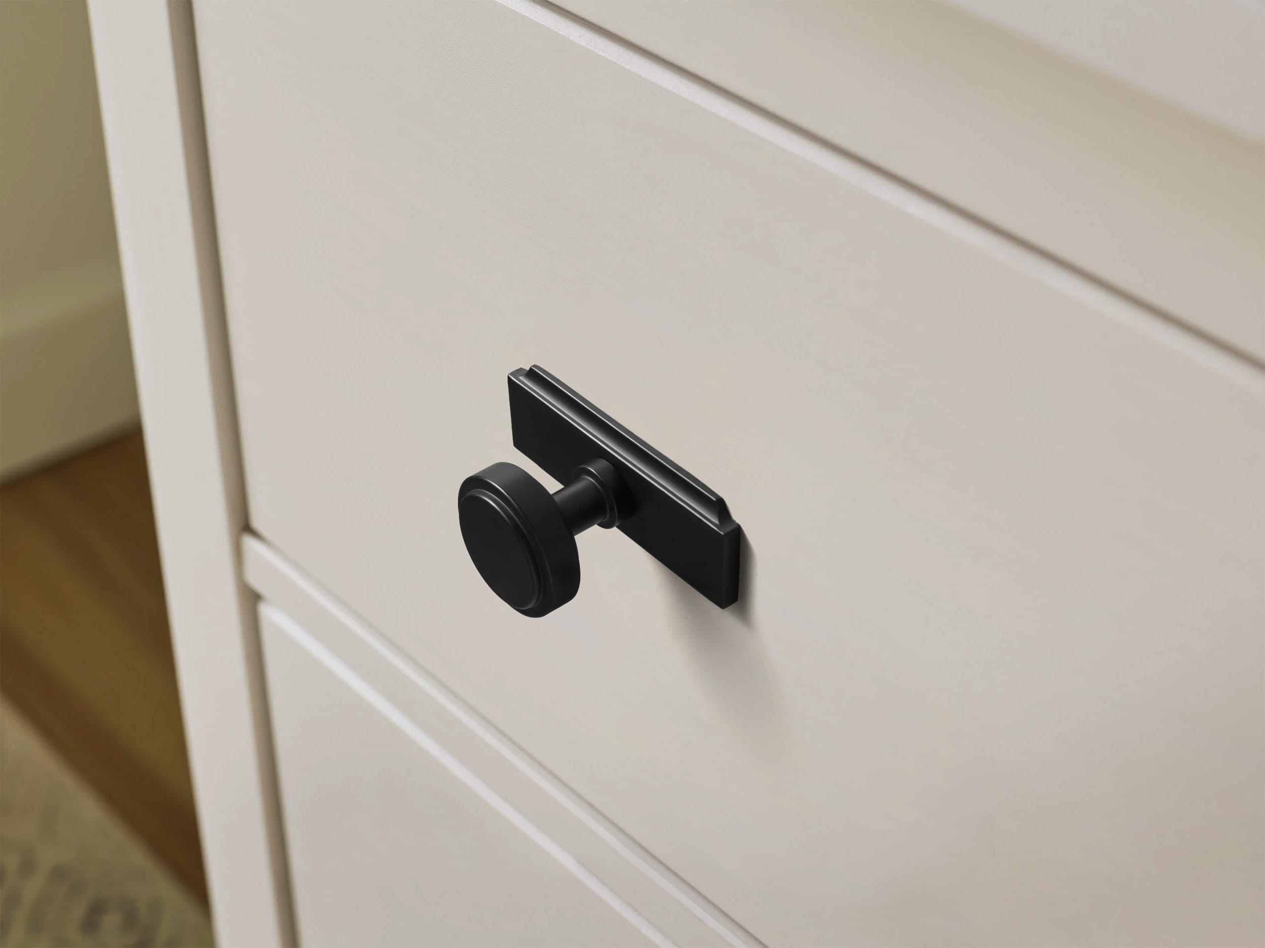 Goo-Ki Simple Cylindrical Zinc Alloy Drawer Knob with Elegant Design