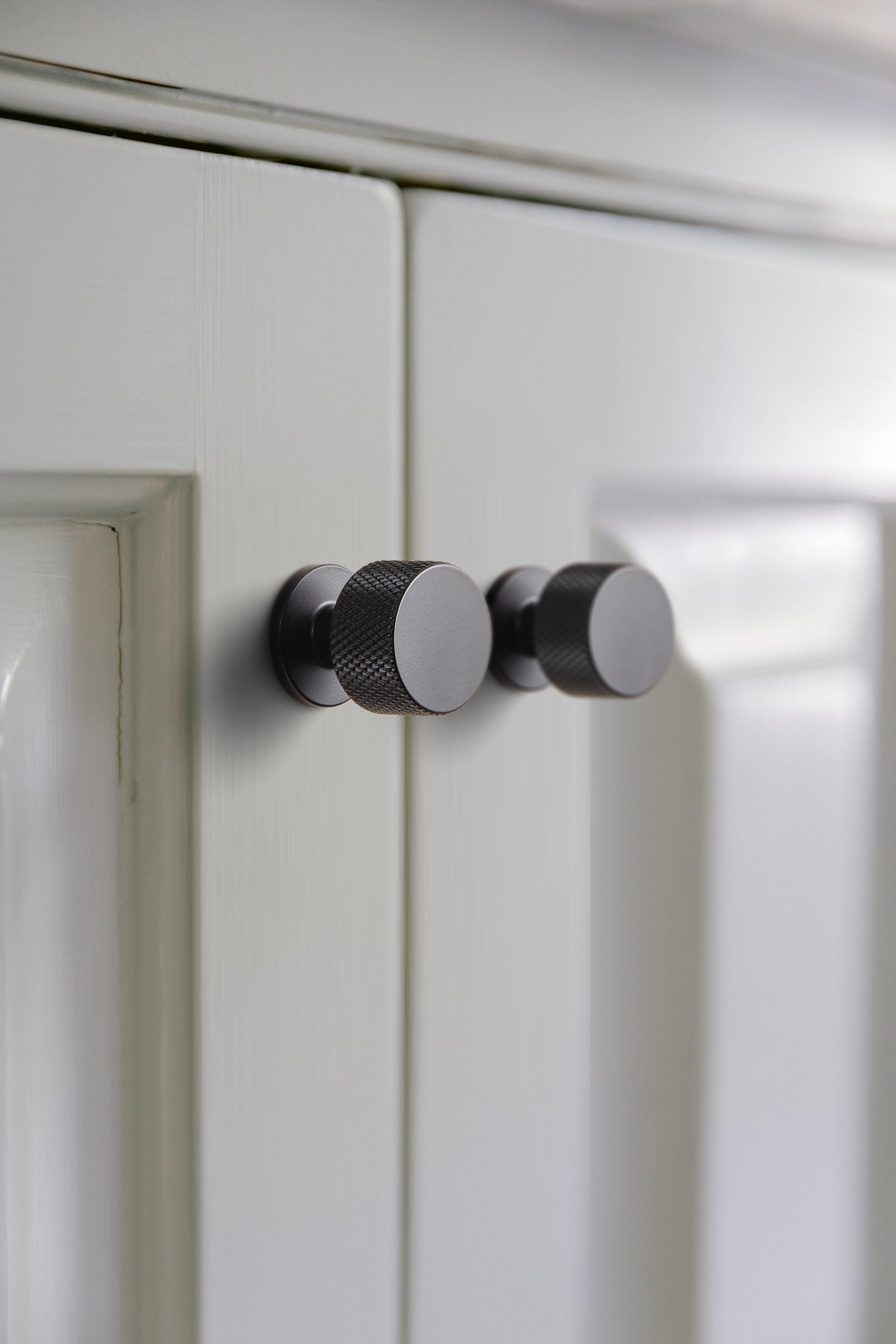 Goo-Ki Single Hole Knurled Decorations Cabinet Large Knob Hardware for Bedroom Kitchen