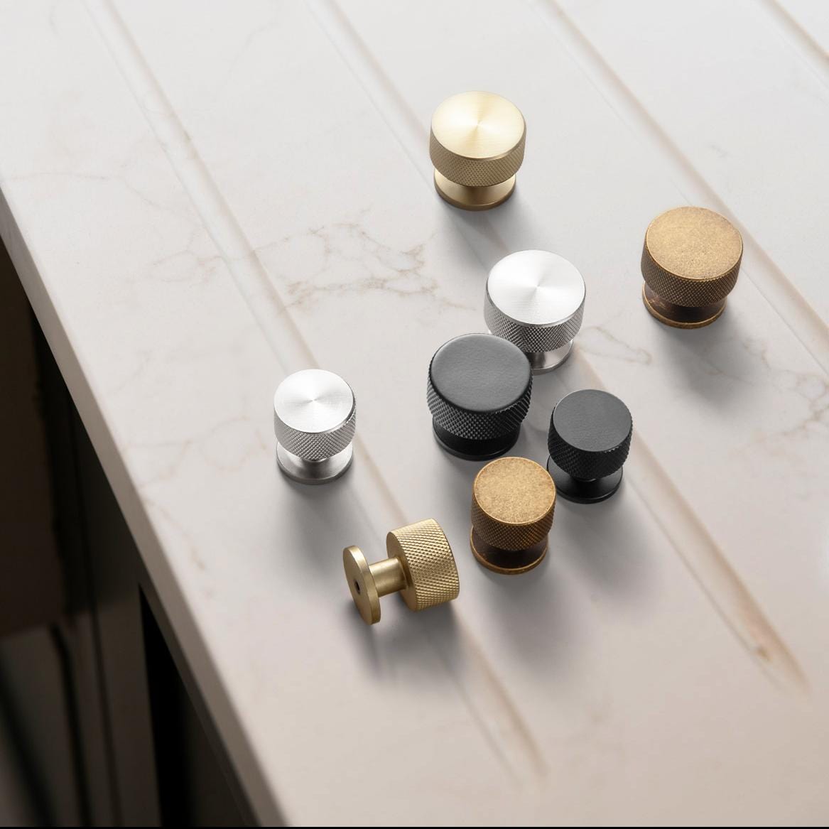Goo-Ki Single Hole Knurled Decorations Cabinet Large Knob Hardware for Bedroom Kitchen