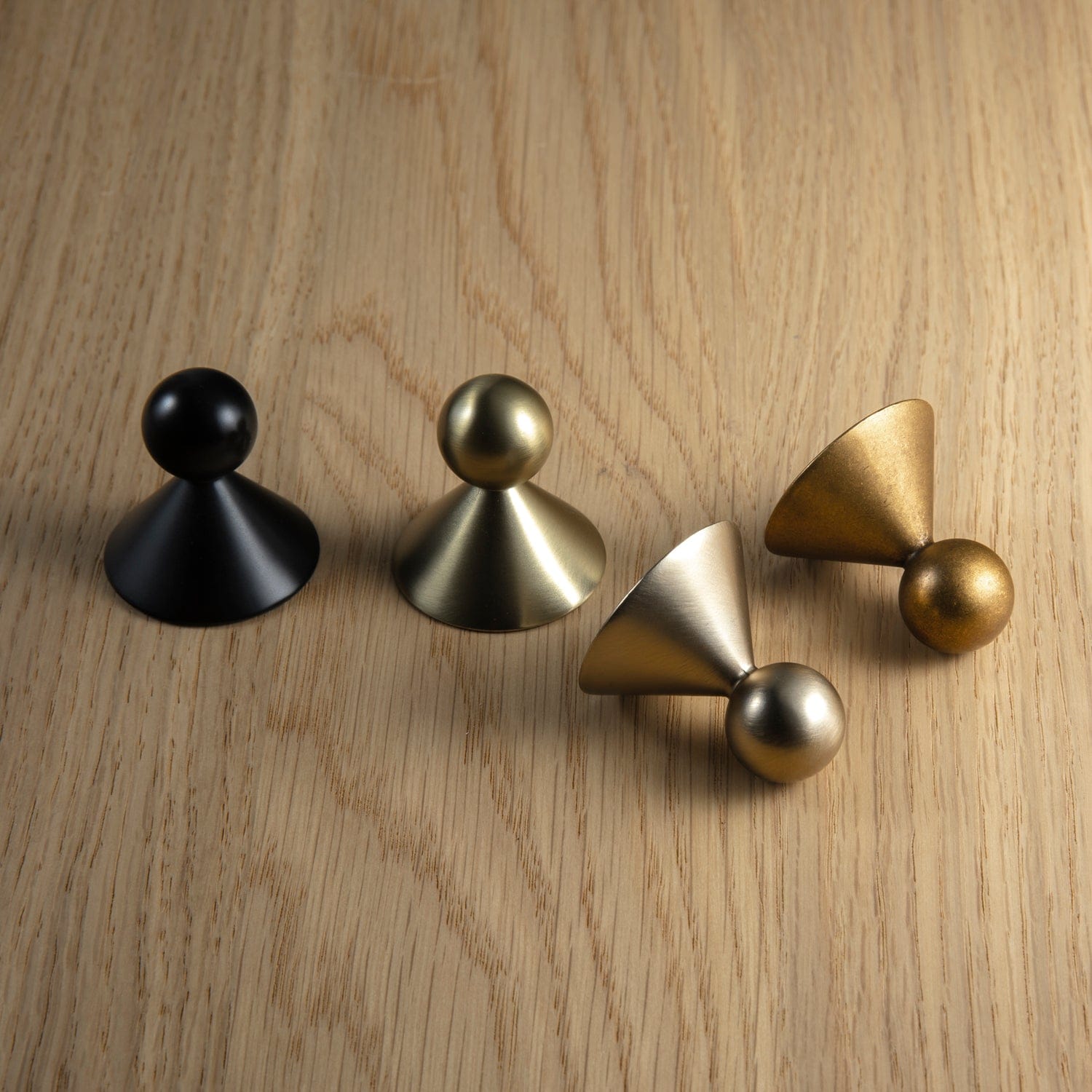 Goo-Ki Statement Zinc Alloy Cabinet Pull – Geometric Ball and Cone Design for Drawer