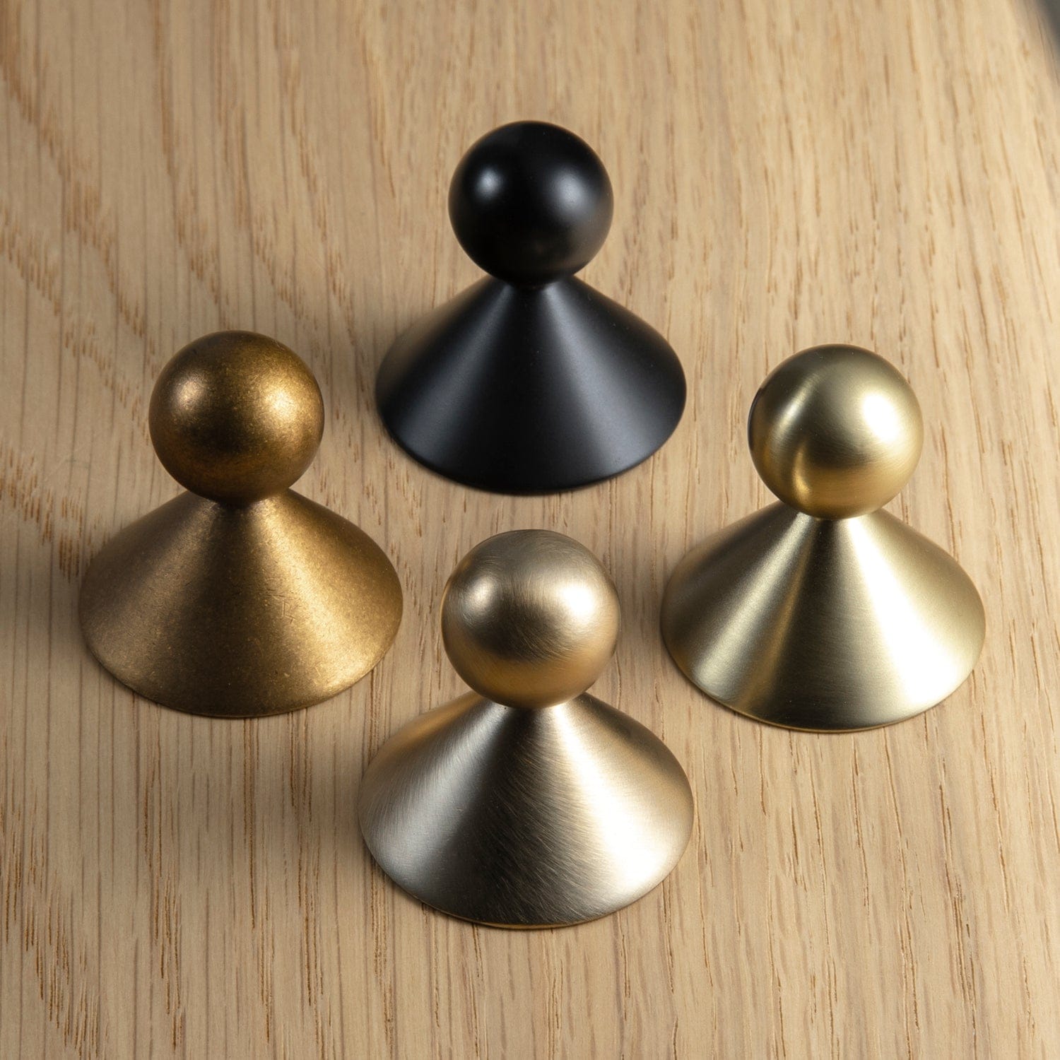 Goo-Ki Statement Zinc Alloy Cabinet Pull – Geometric Ball and Cone Design for Drawer