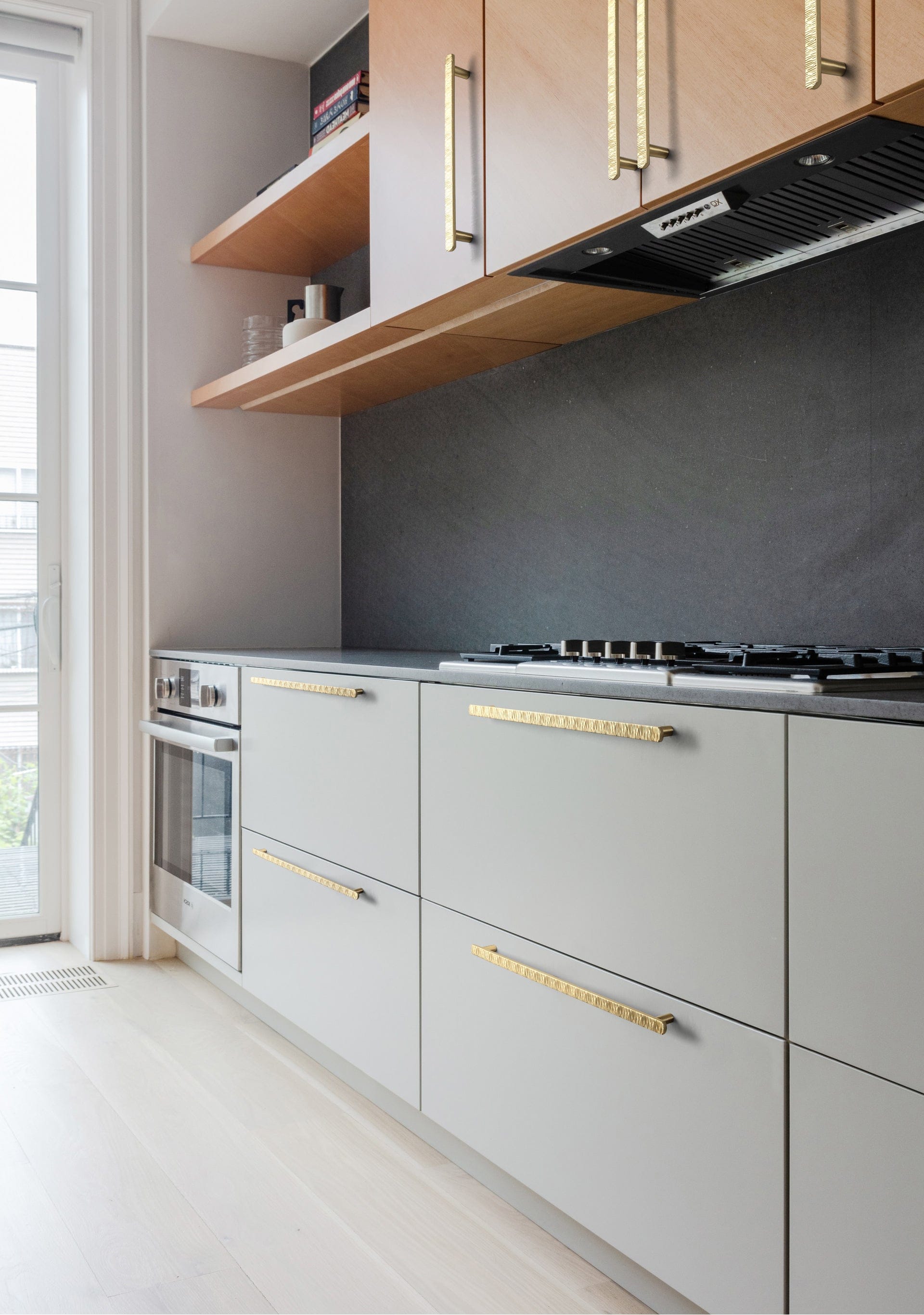 Goo-Ki Striped Hammerline Cabinet Pulls Light Luxury Elegant Kitchen Hardware