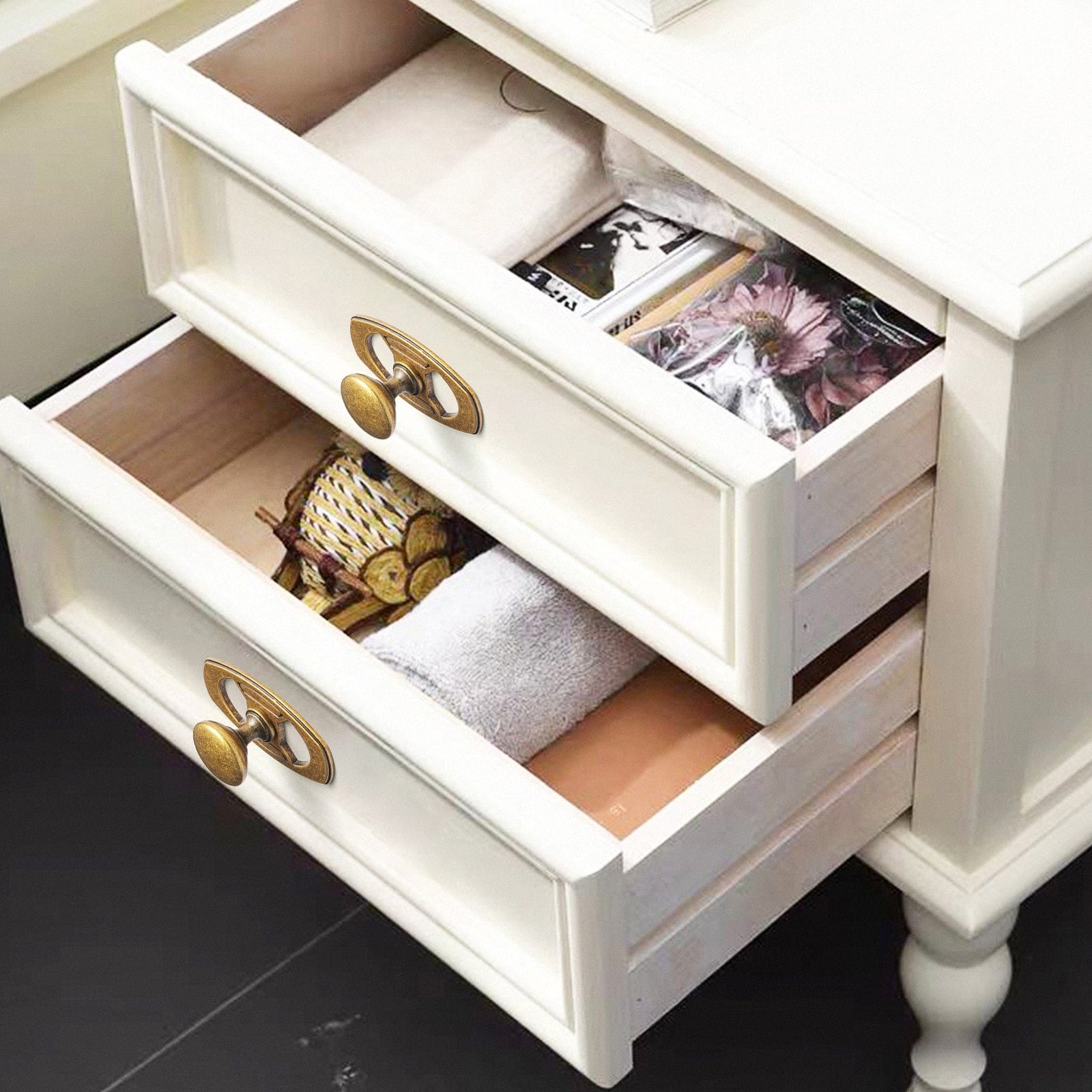 Goo-Ki Stylish Contoured Cabinet Handle with Back Plate Decorative Cabinet Hardware