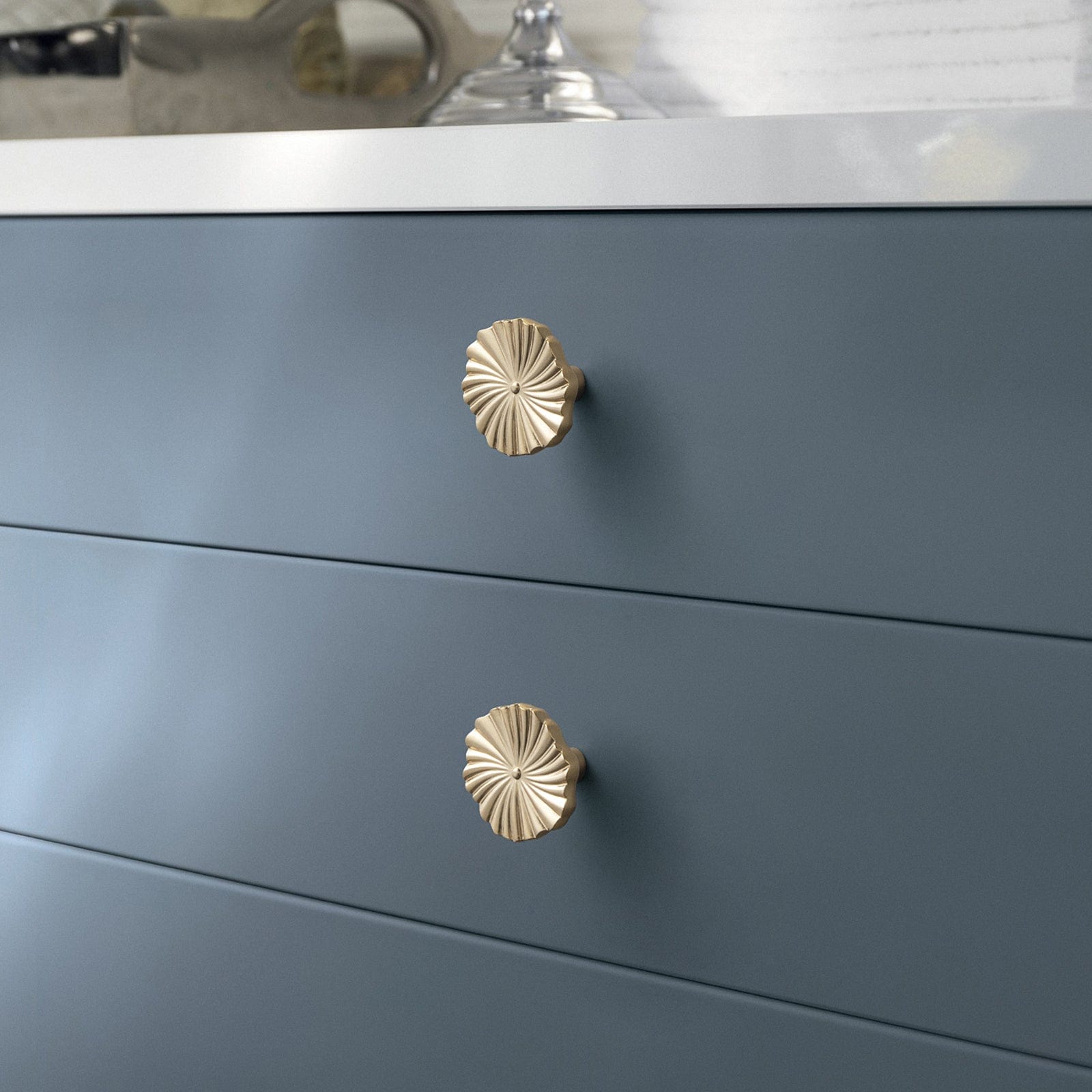 Goo-Ki Sunburst Zinc Alloy Drawer Knobs with Flower Design Ornate Sun-Ray Design Cabinet Hardware